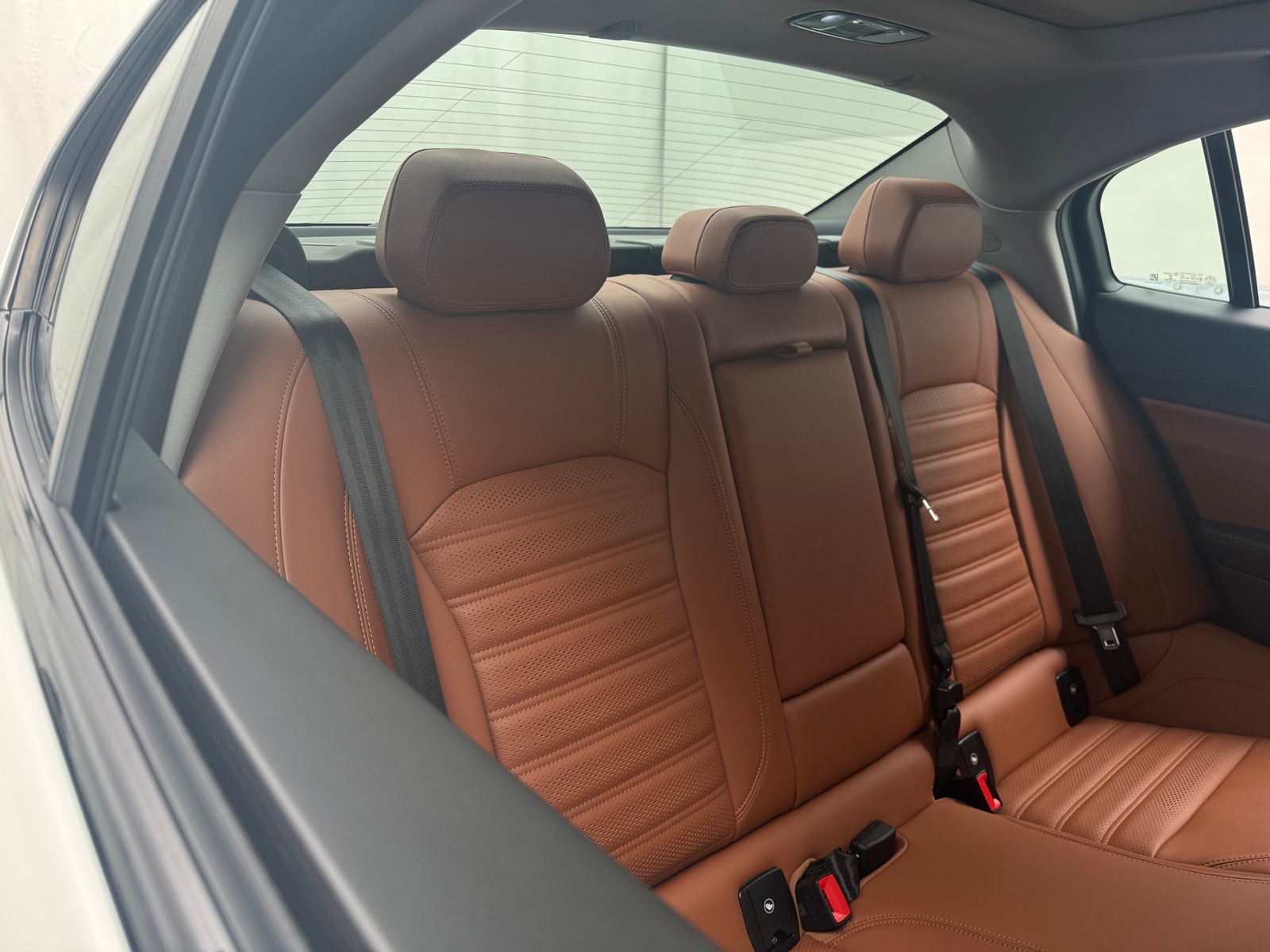 Thumbnail: 2018 Alfa Romeo Giulia - 5