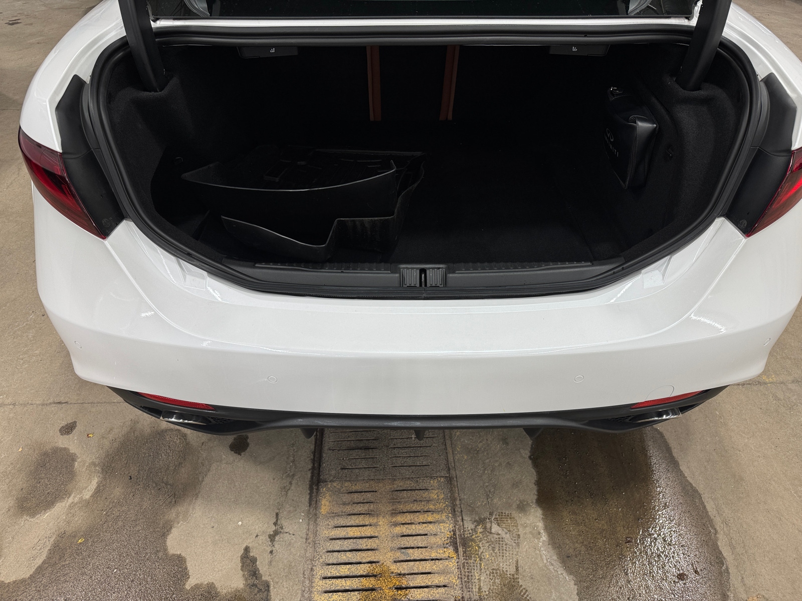 Thumbnail: 2018 Alfa Romeo Giulia - 6