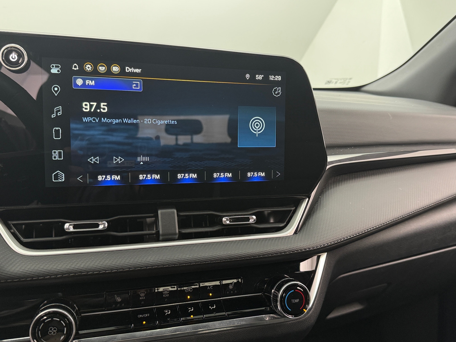 Thumbnail: 2025 Chevrolet Equinox - 4