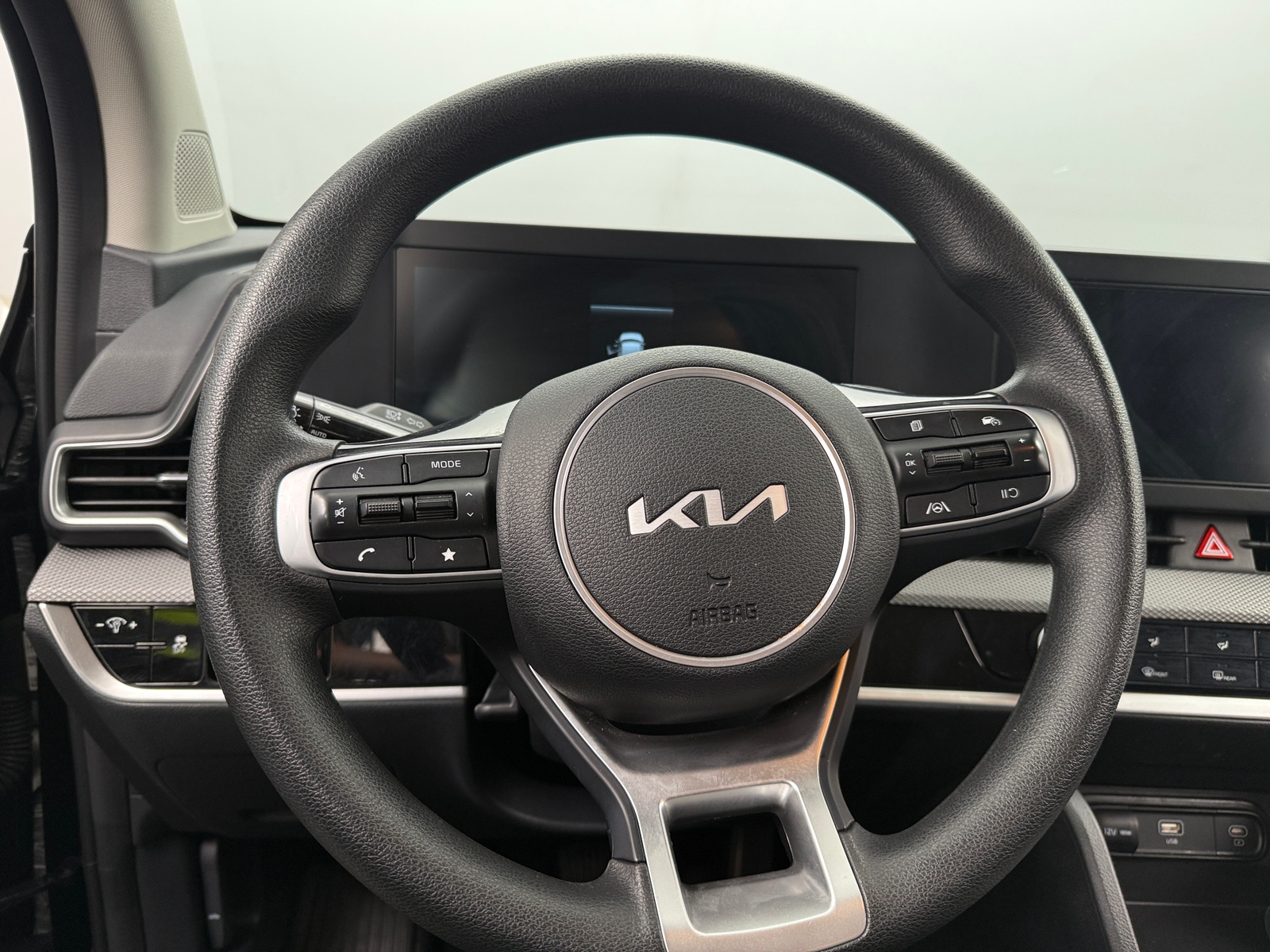 Thumbnail: 2025 Kia Sportage - 5