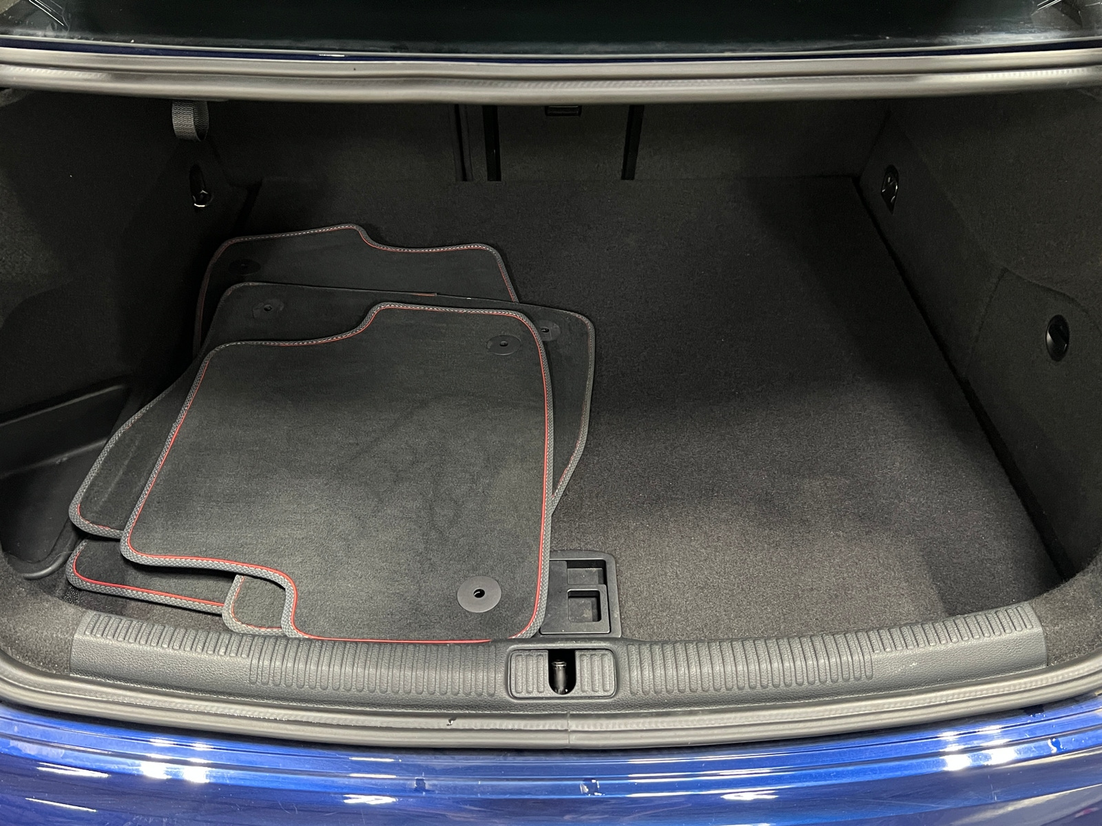 Thumbnail: 2017 Audi S3 - 6