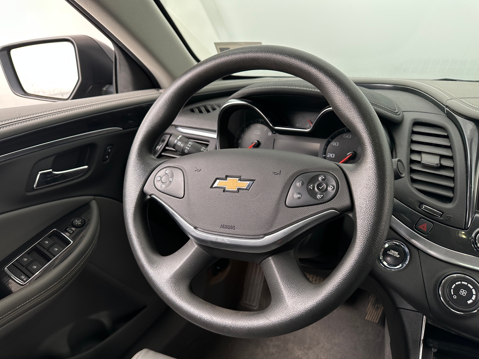 Thumbnail: 2019 Chevrolet Impala - 5