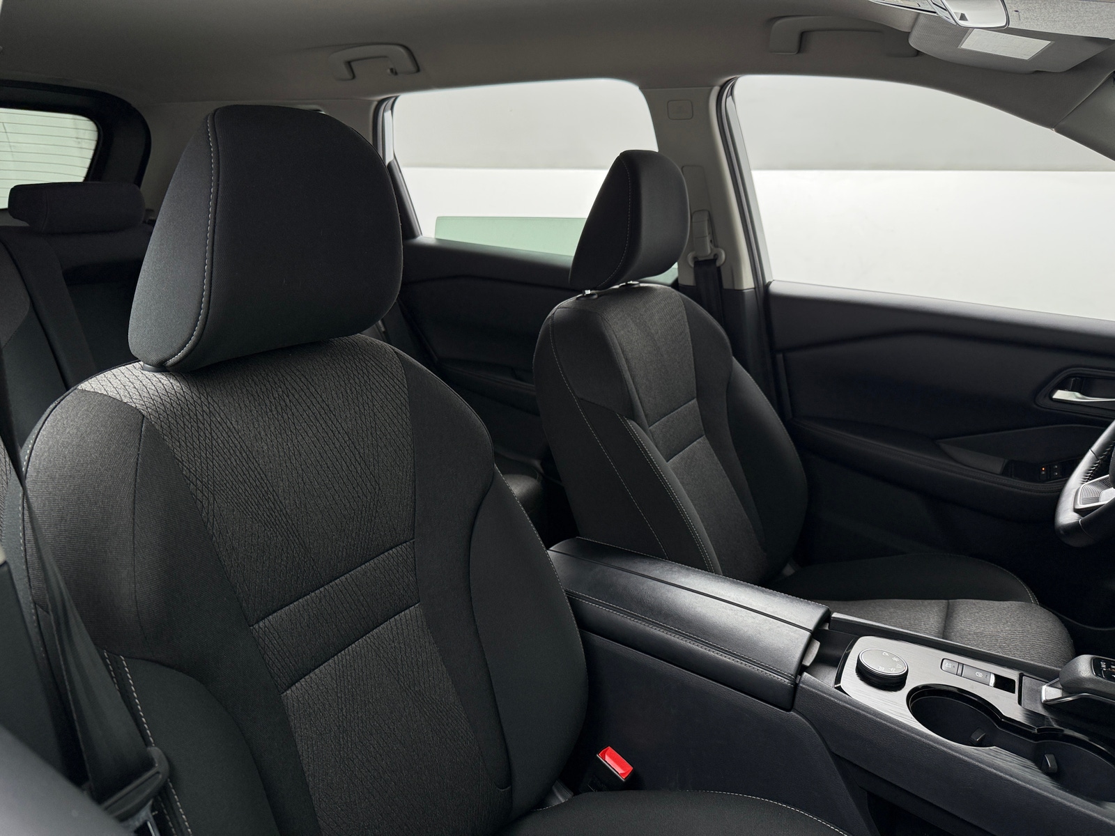 Thumbnail: 2025 Nissan Rogue - 2