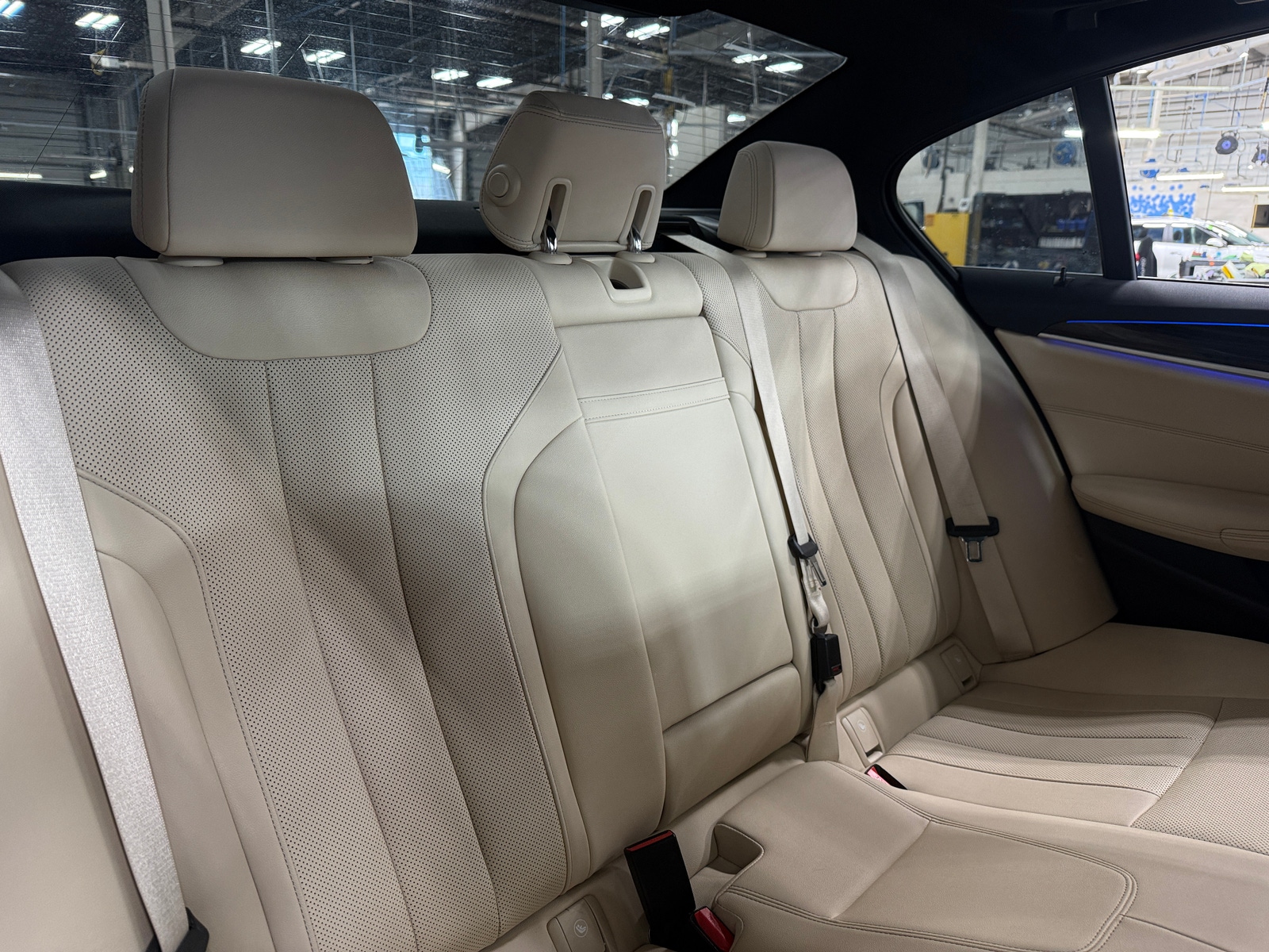 Thumbnail: 2023 BMW 5 Series - 5