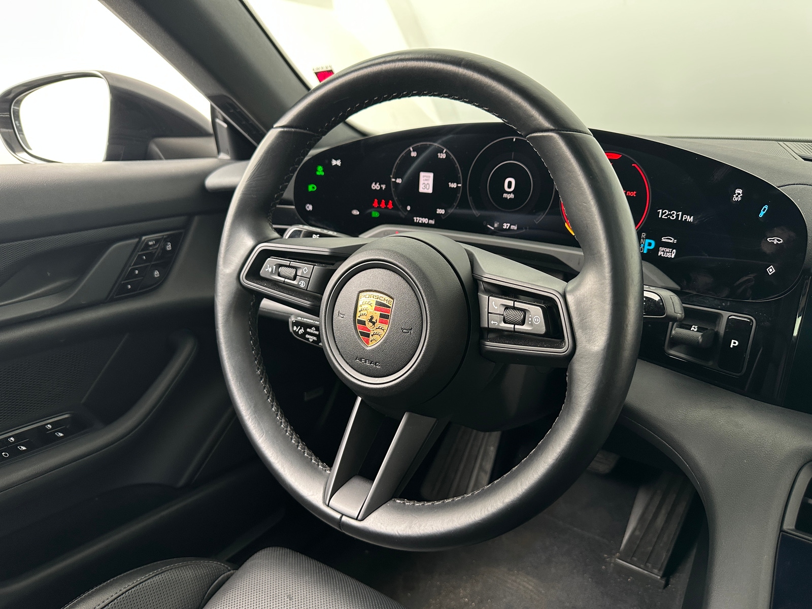 Thumbnail: 2021 Porsche Taycan - 4