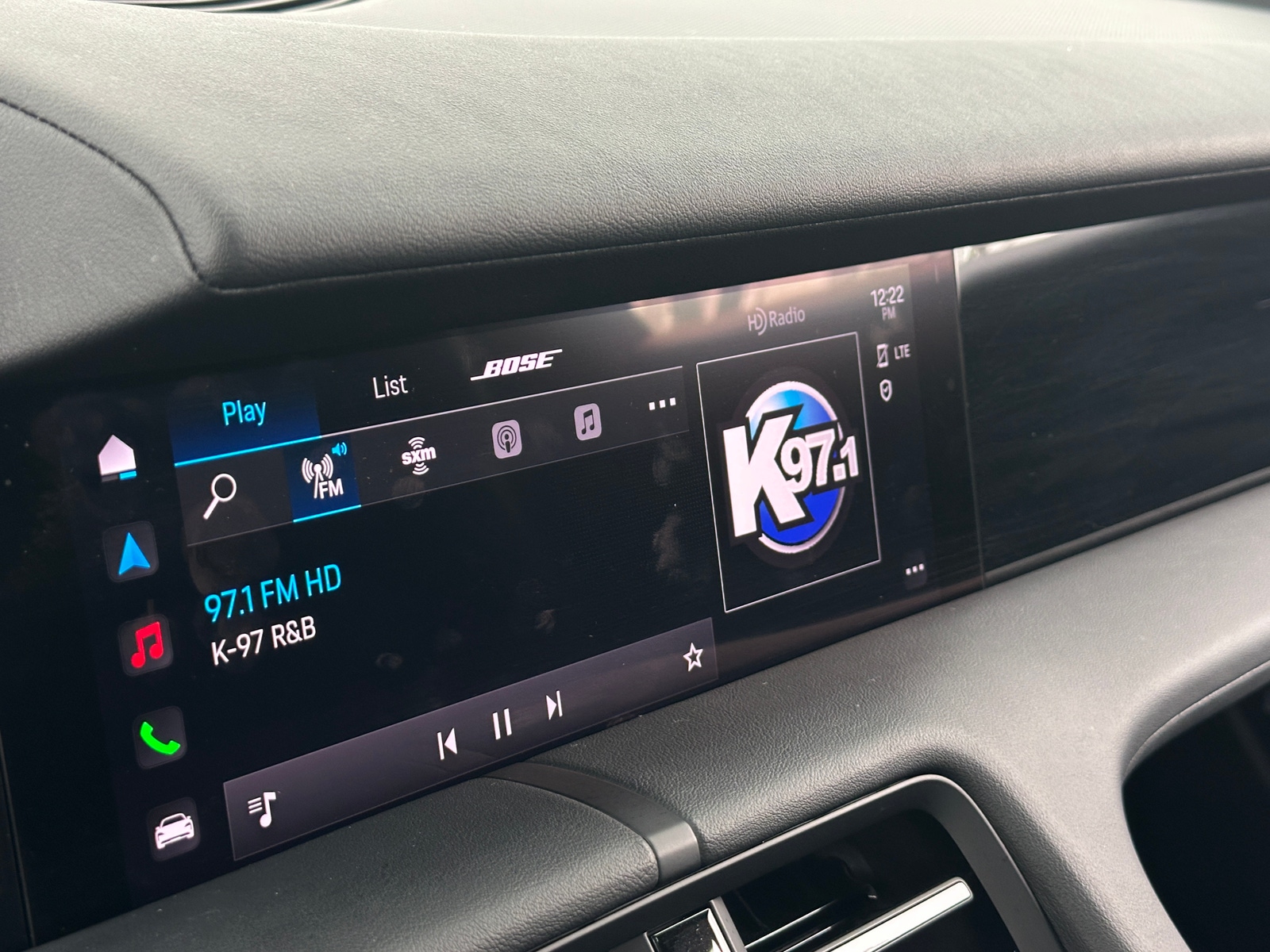 Thumbnail: 2021 Porsche Taycan - 3