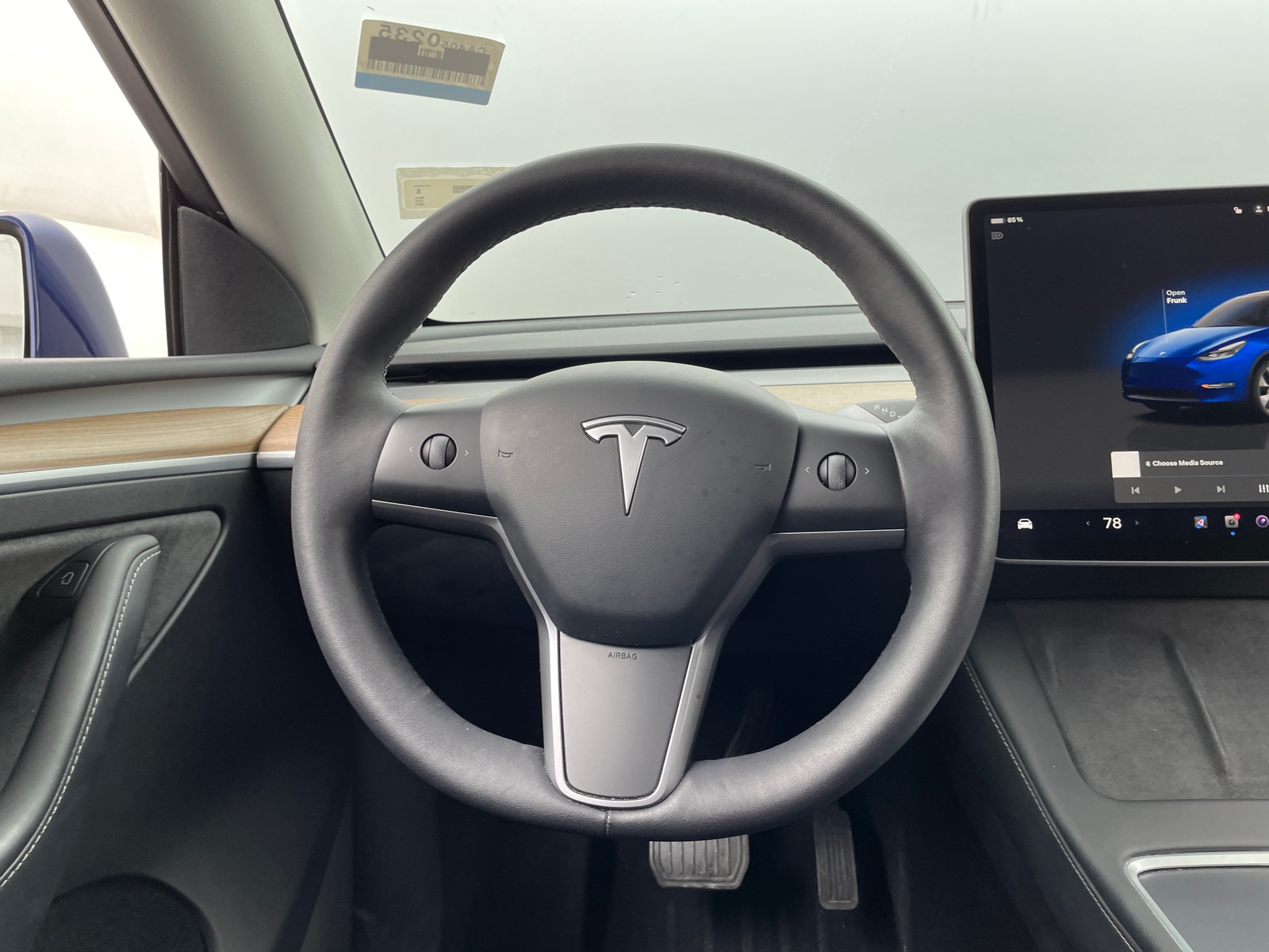 Thumbnail: 2023 Tesla Model Y - 4