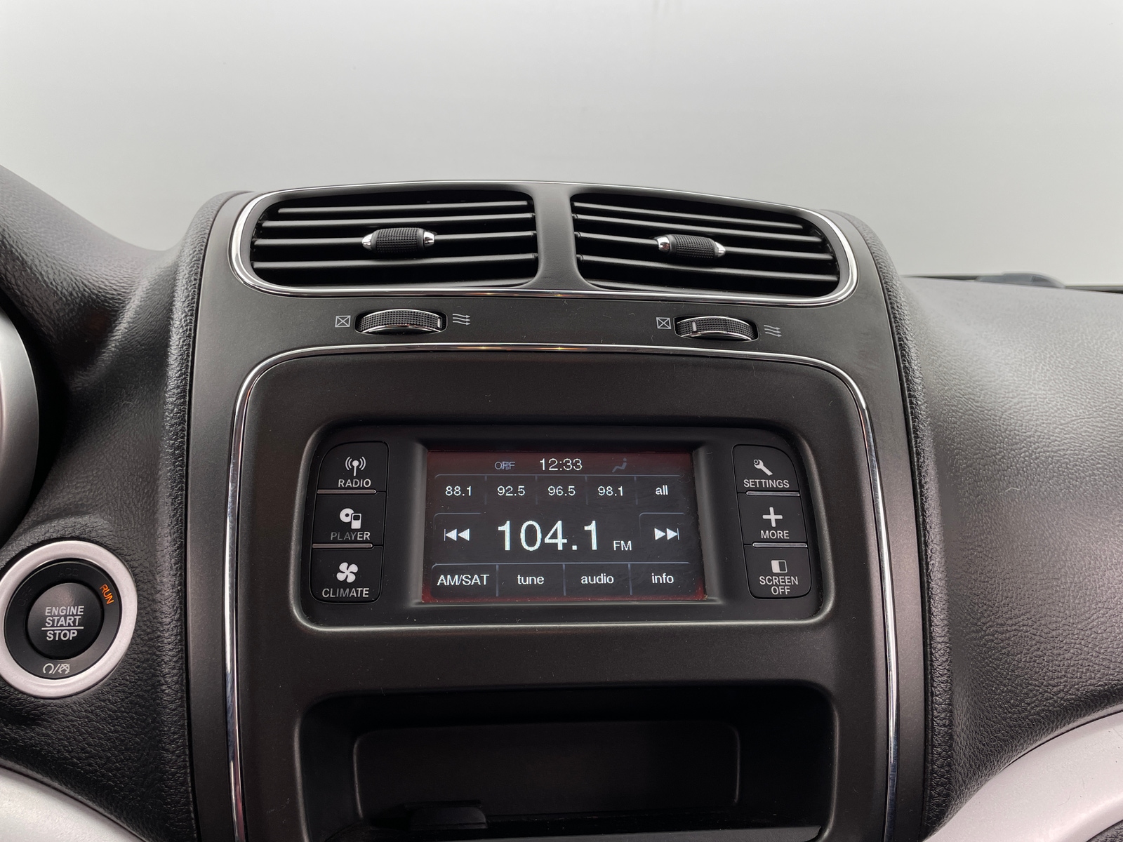 Thumbnail: 2019 Dodge Journey - 4