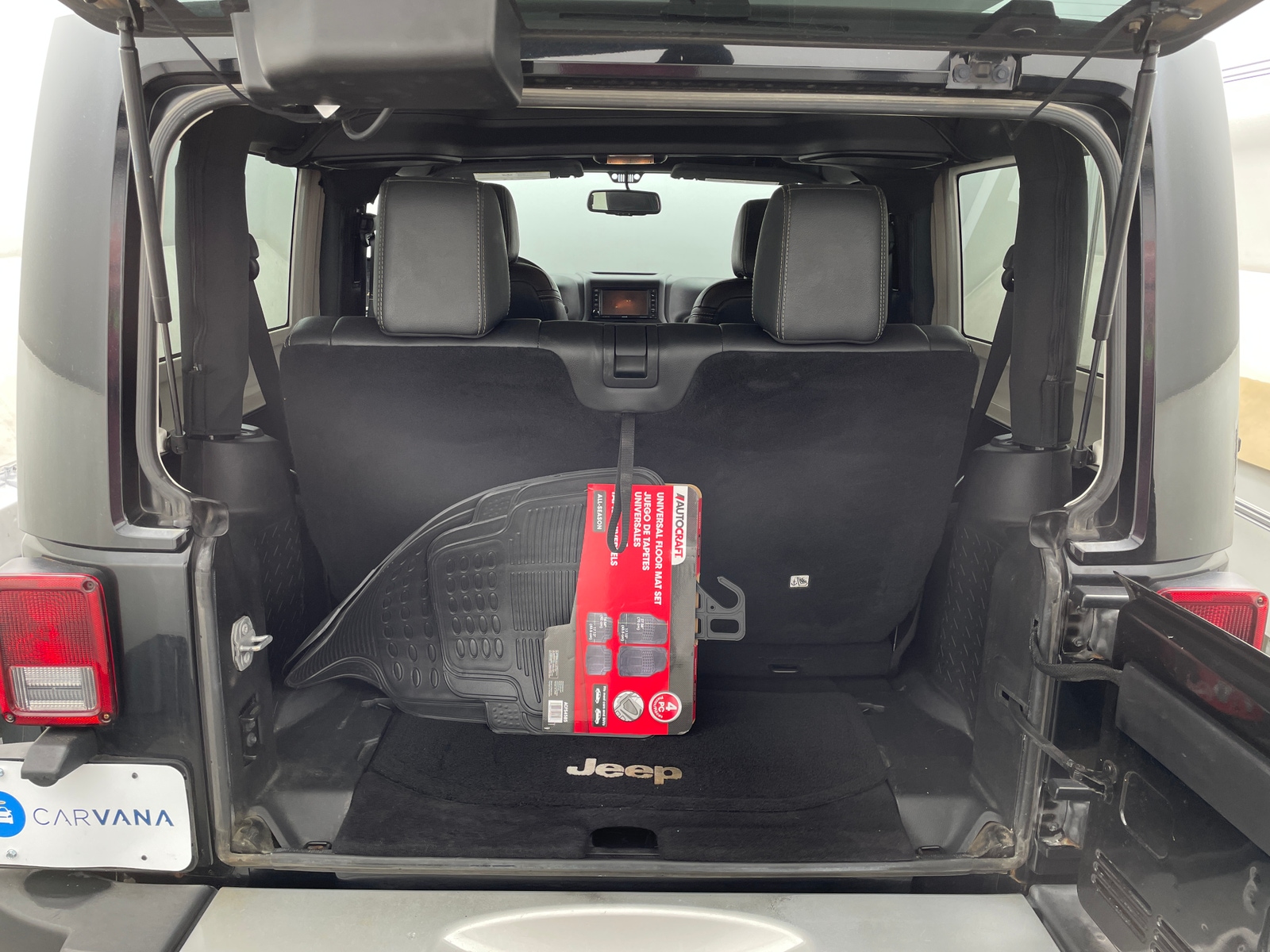 Thumbnail: 2015 Jeep Wrangler - 5