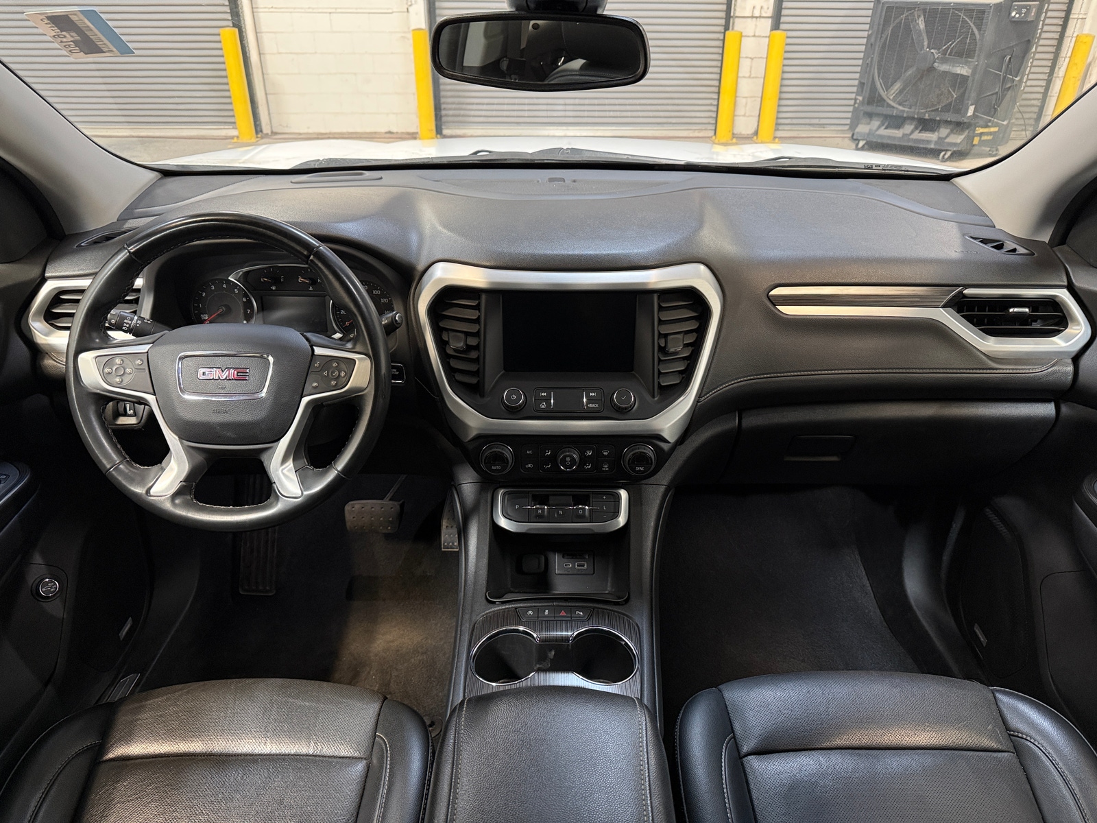 Thumbnail: 2023 GMC Acadia - 2