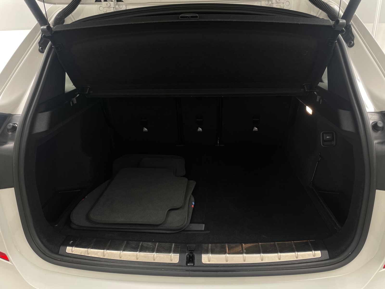 Thumbnail: 2021 BMW X1 - 6