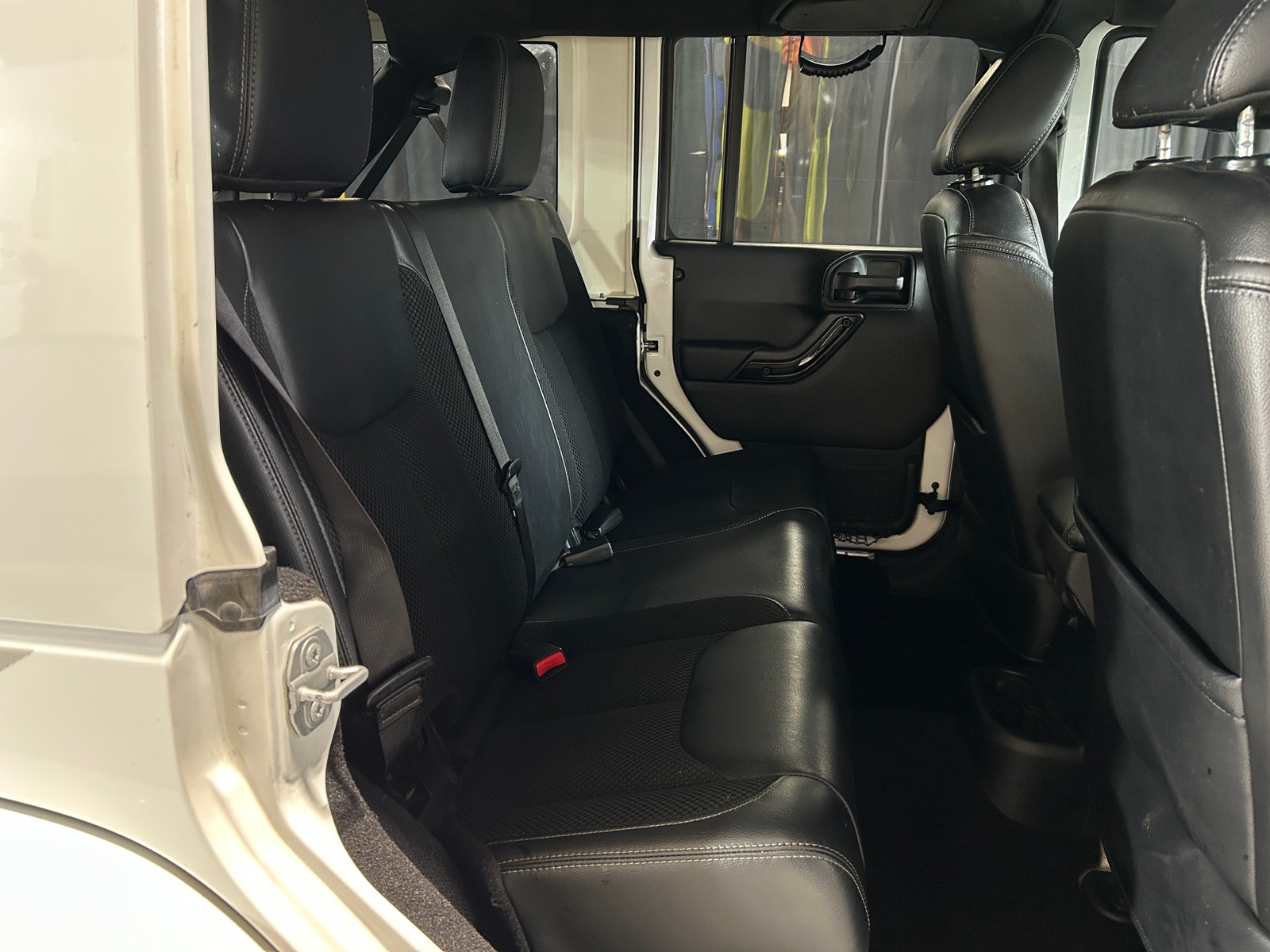 Thumbnail: 2017 Jeep Wrangler - 5