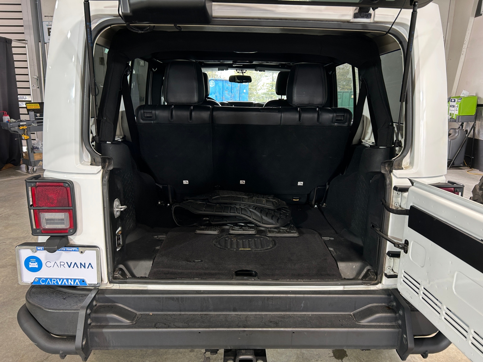 Thumbnail: 2017 Jeep Wrangler - 6