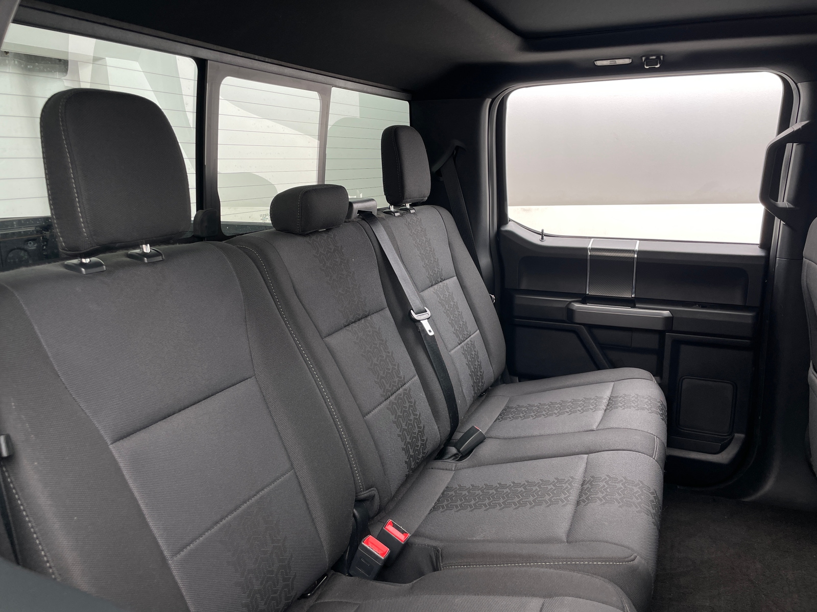 Thumbnail: 2020 Ford Econoline - 6