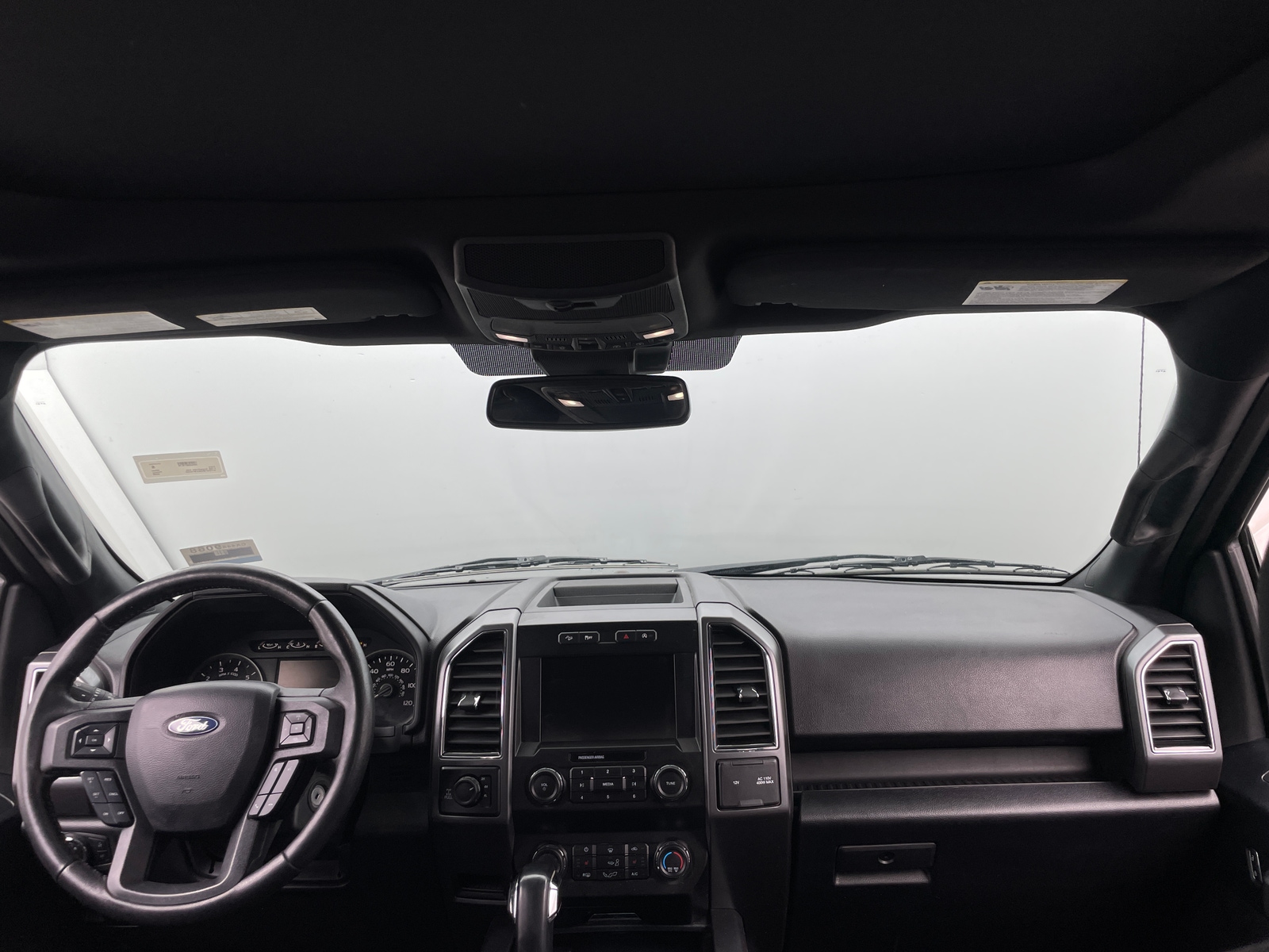 Thumbnail: 2020 Ford Econoline - 3