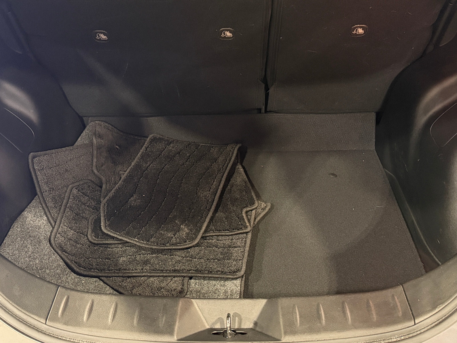 Thumbnail: 2020 Nissan Leaf - 7