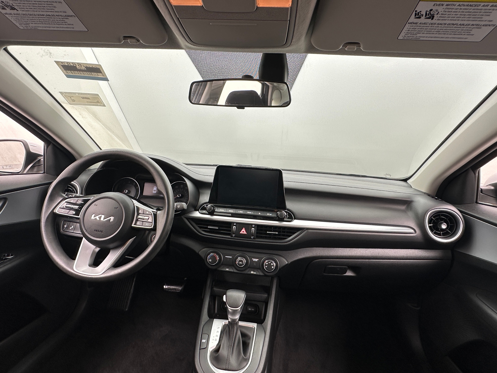 Thumbnail: 2023 Kia Forte - 3