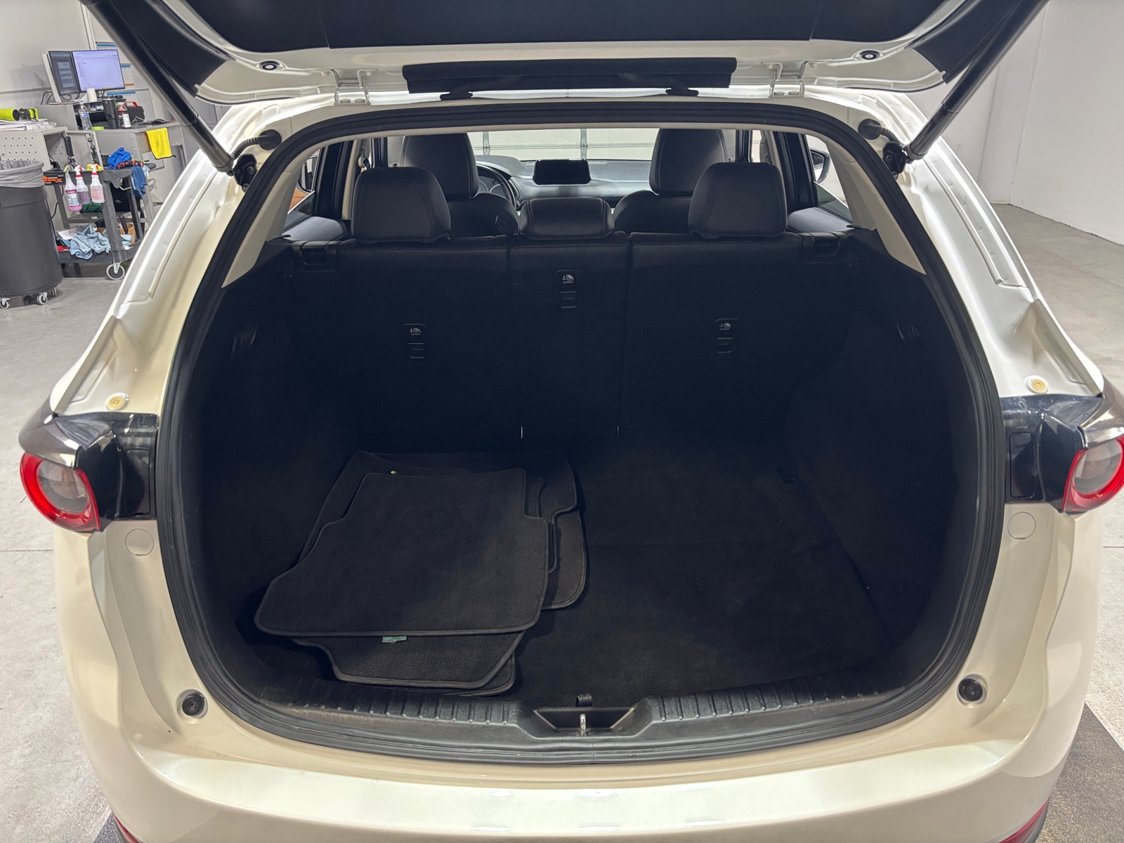 Thumbnail: 2017 Mazda CX-5 - 6