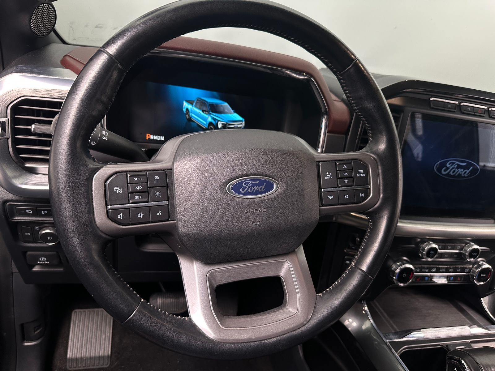 Thumbnail: 2022 Ford Econoline - 4