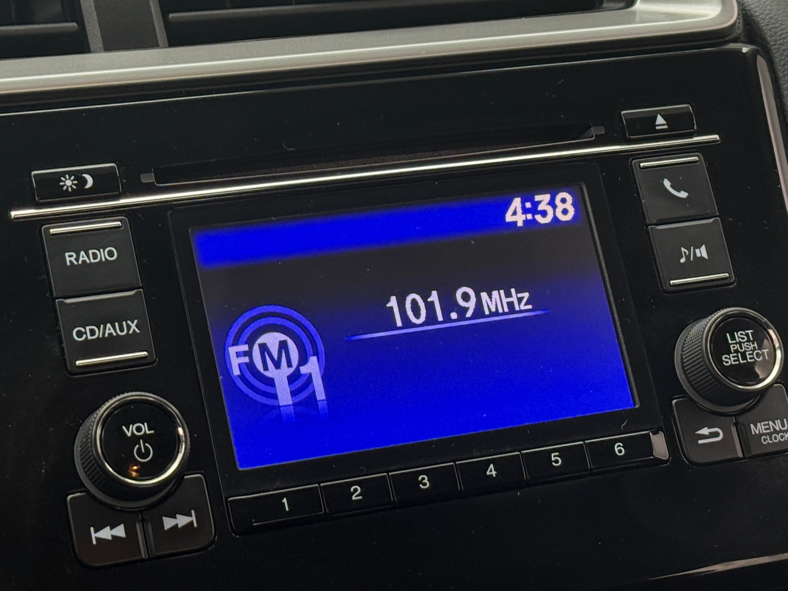 Thumbnail: 2016 Honda Fit - 4