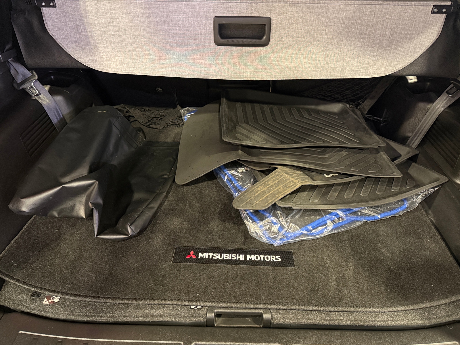 Thumbnail: 2025 Mitsubishi Outlander - 6