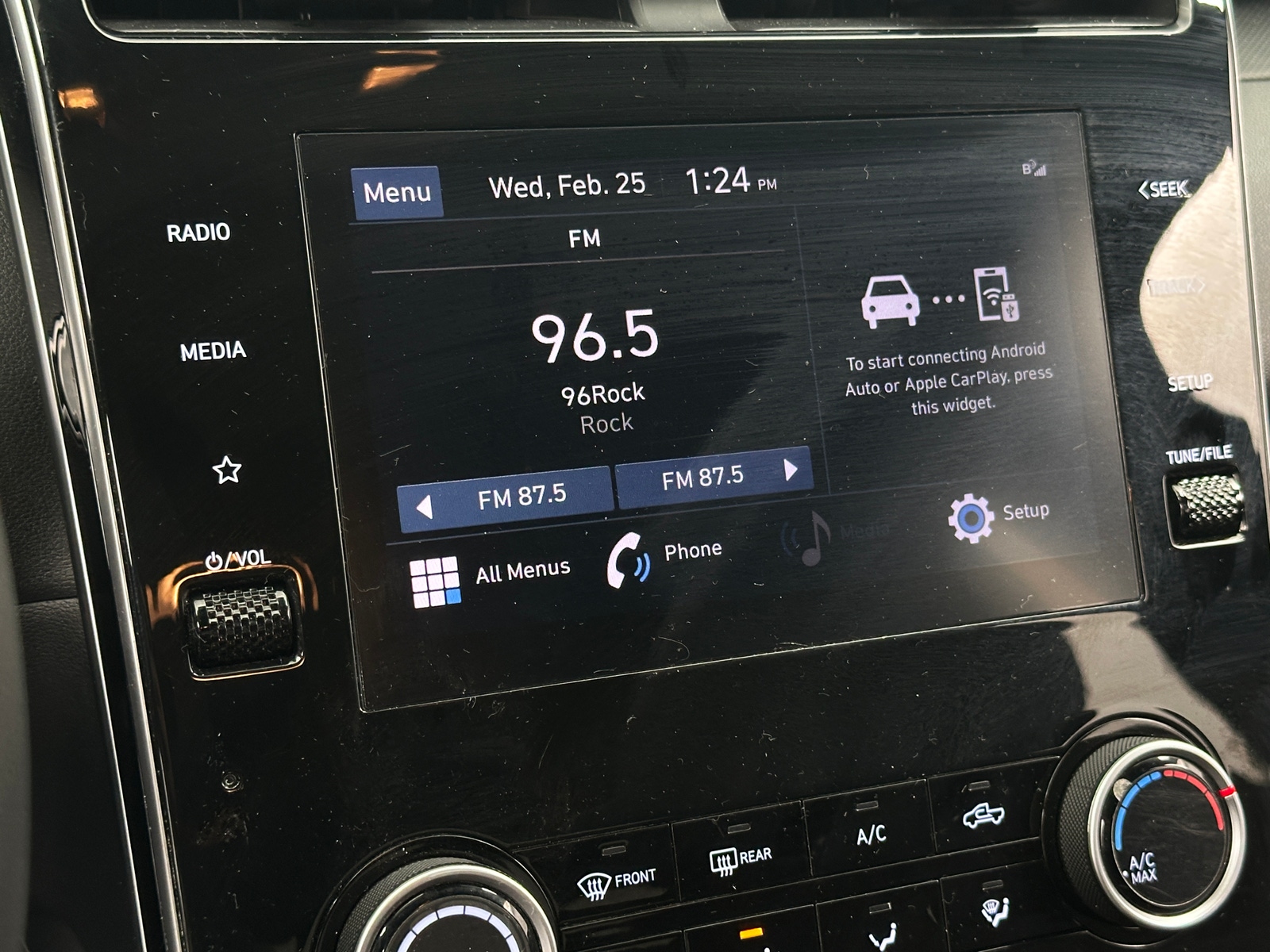 Thumbnail: 2023 Hyundai Santa Cruz - 4