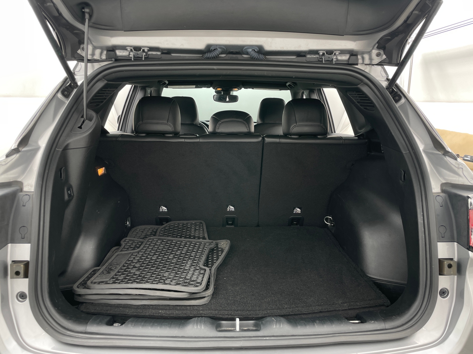 Thumbnail: 2022 Jeep Compass - 7