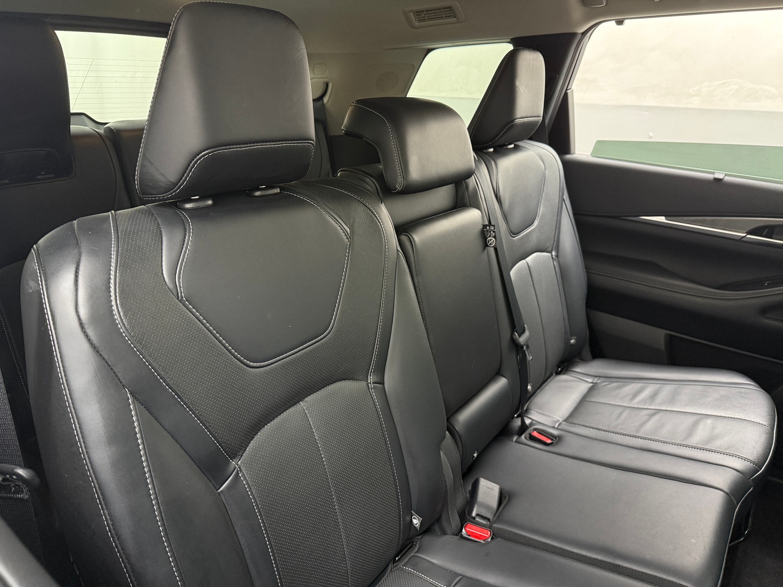 Thumbnail: 2023 INFINITI QX60 - 5