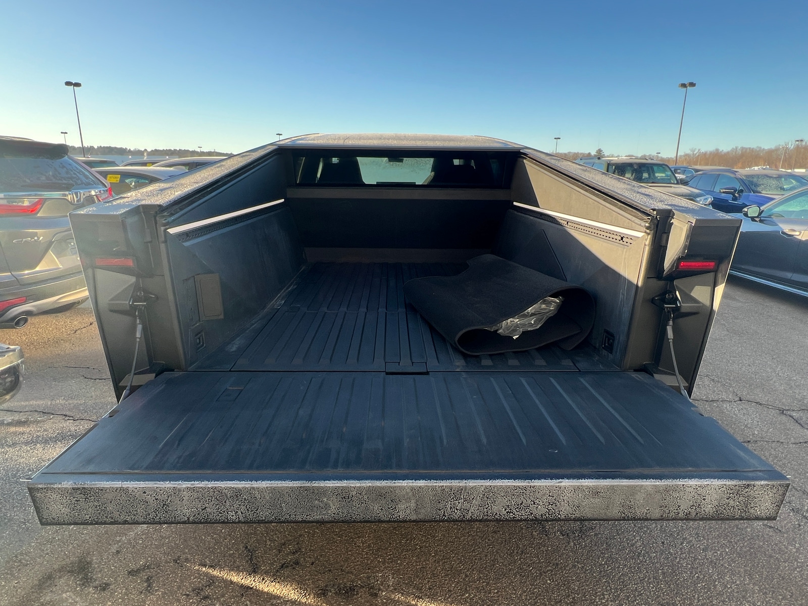 Thumbnail: 2024 Tesla Cybertruck - 6