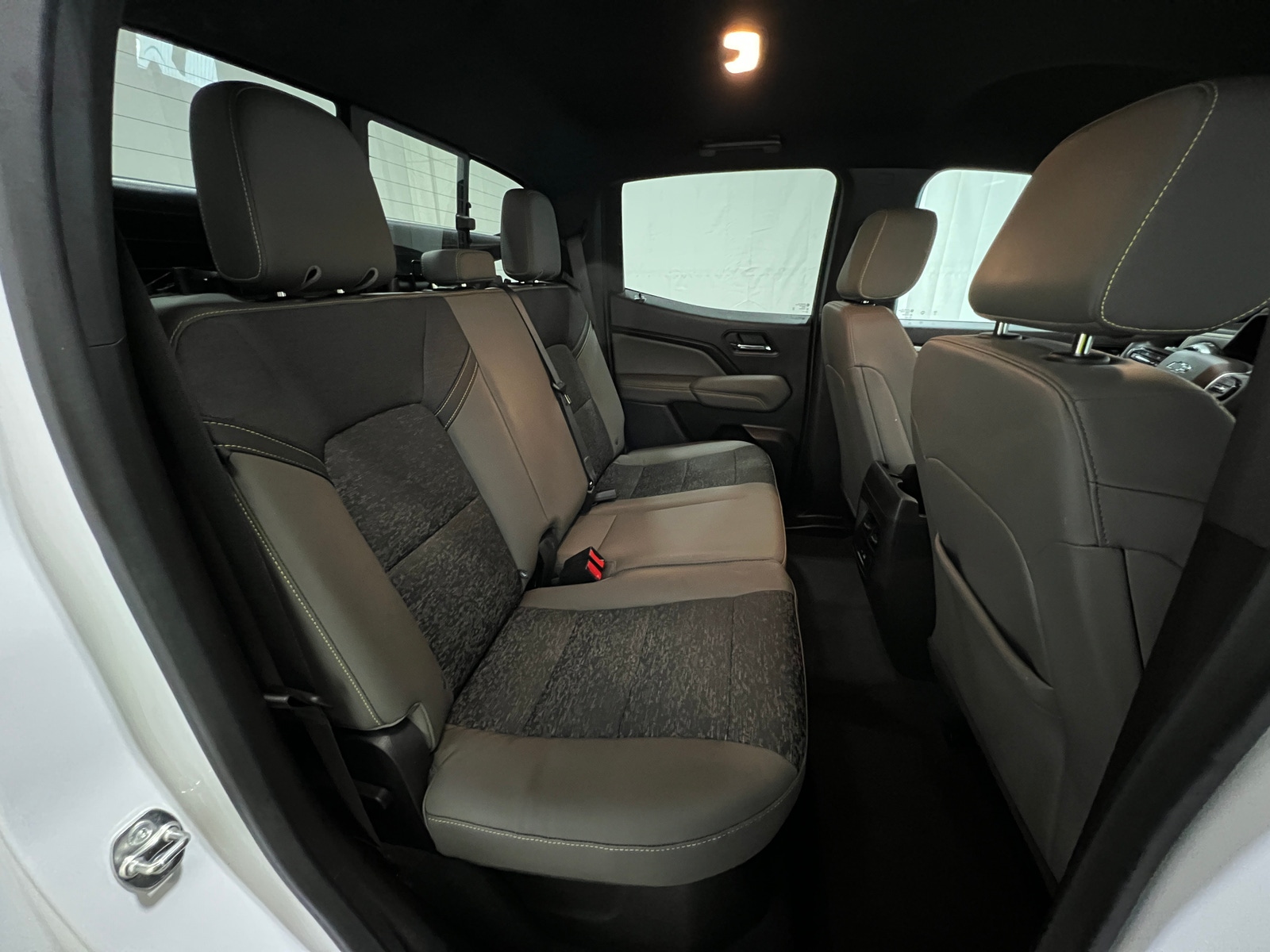 Thumbnail: 2024 Chevrolet Colorado - 6