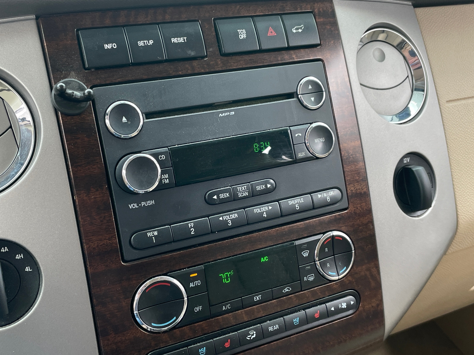 Thumbnail: 2012 Ford Expedition - 3