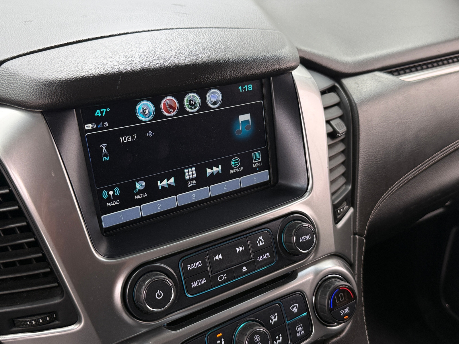 Thumbnail: 2019 Chevrolet Tahoe - 4