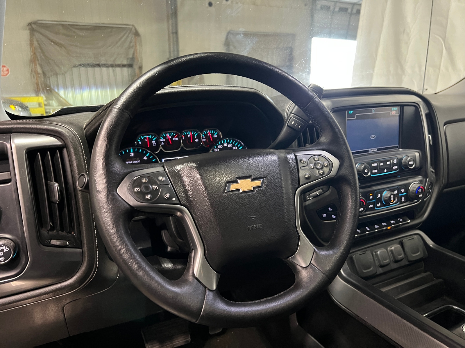 Thumbnail: 2016 Chevrolet Silverado 1500 - 4