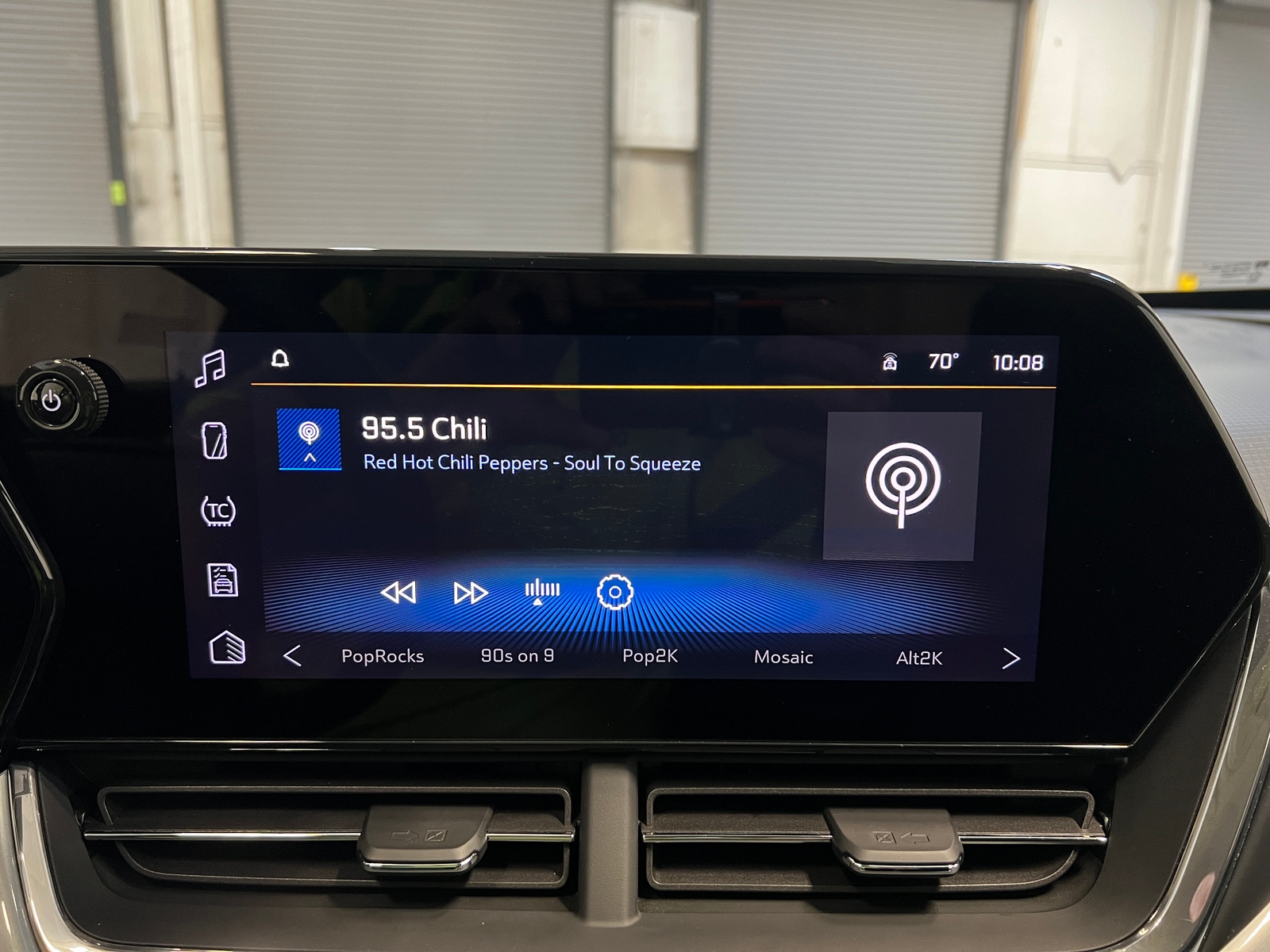 Thumbnail: 2025 Chevrolet Trax - 4