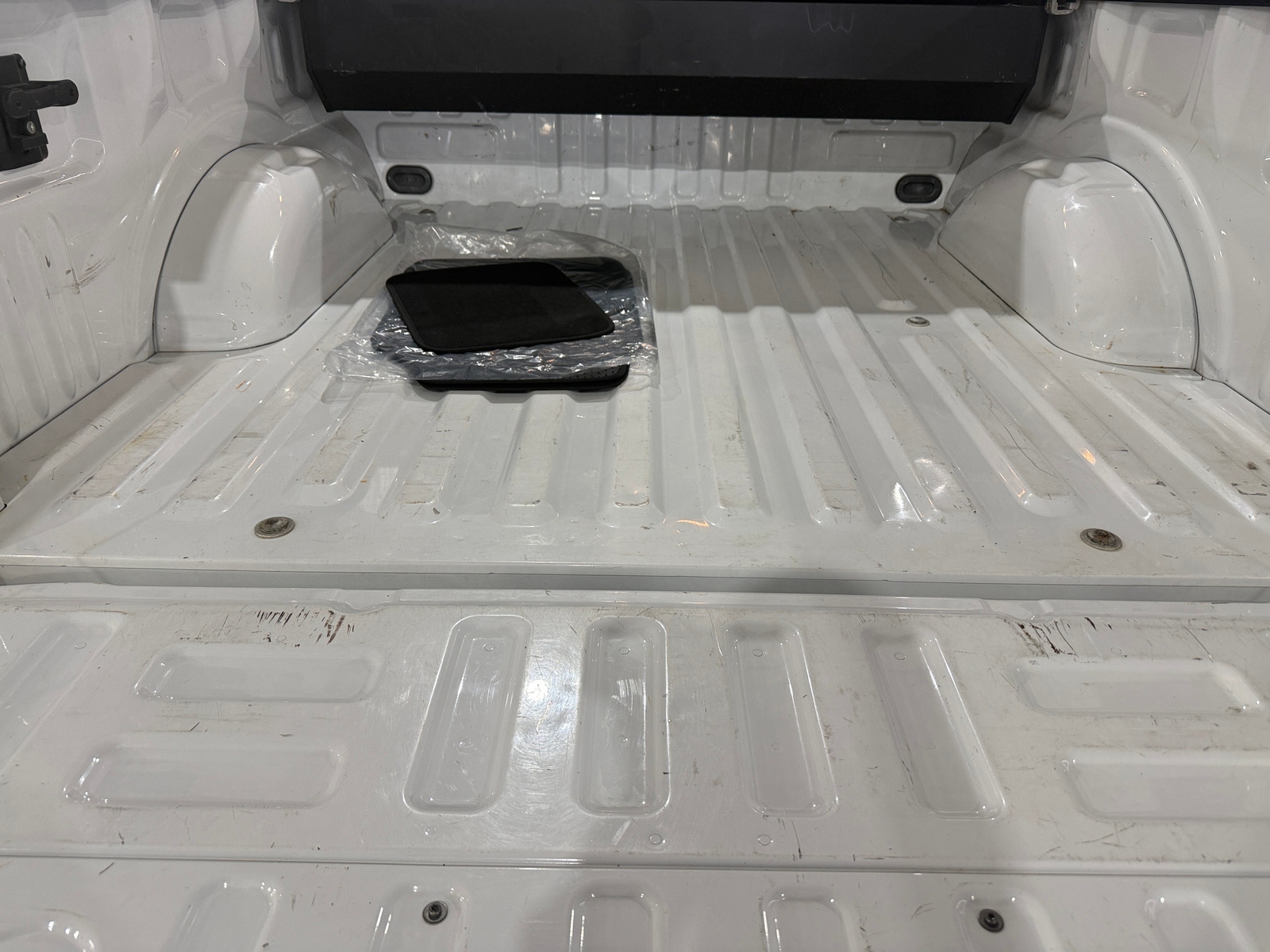 Thumbnail: 2019 Ford Econoline - 7