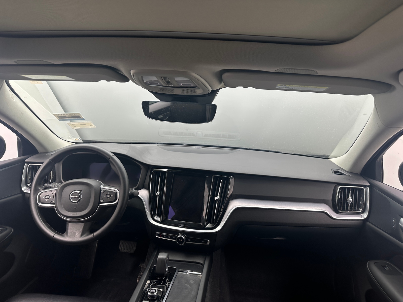 Thumbnail: 2024 Volvo S60 - 3