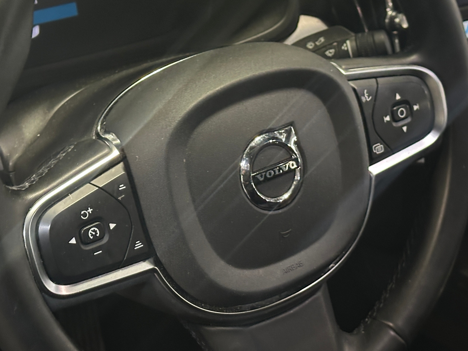 Thumbnail: 2024 Volvo S60 - 5