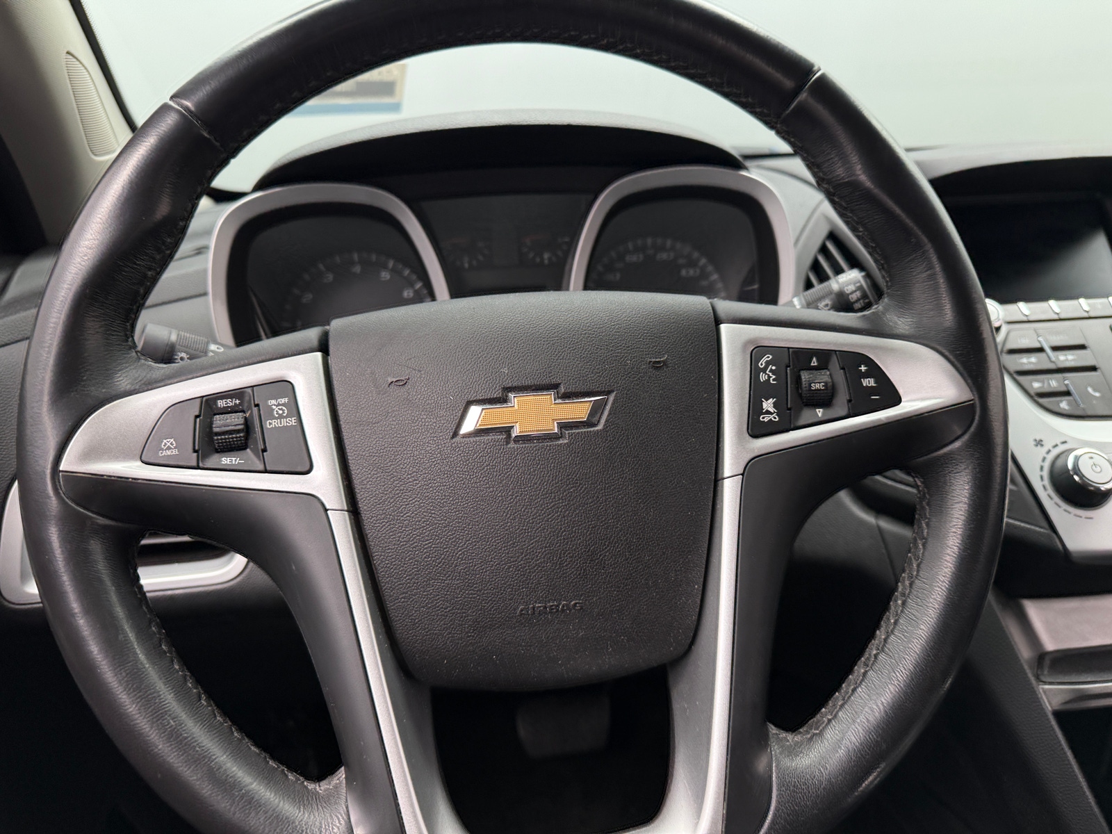 Thumbnail: 2017 Chevrolet Equinox - 5