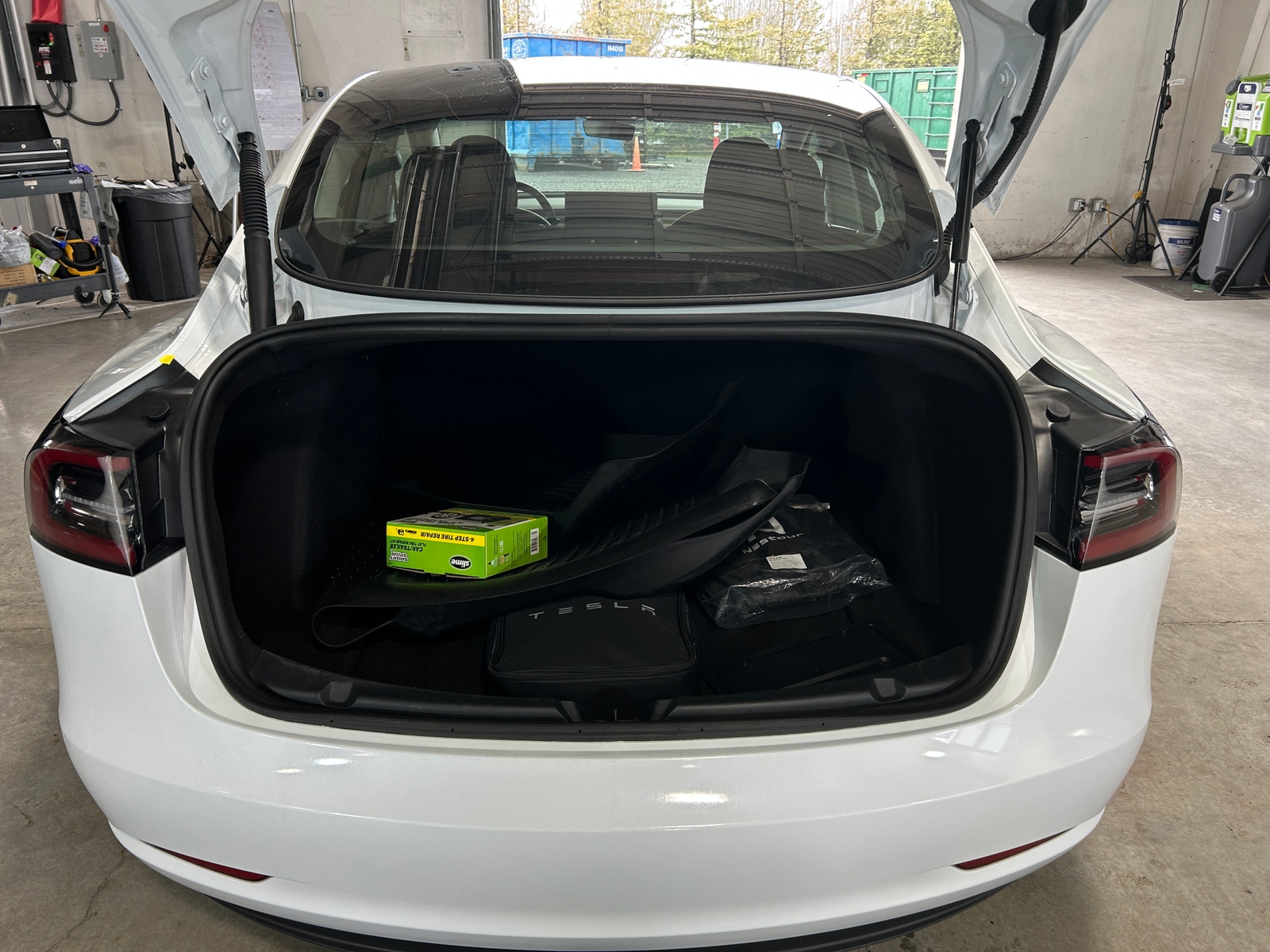 Thumbnail: 2023 Tesla Model 3 - 6