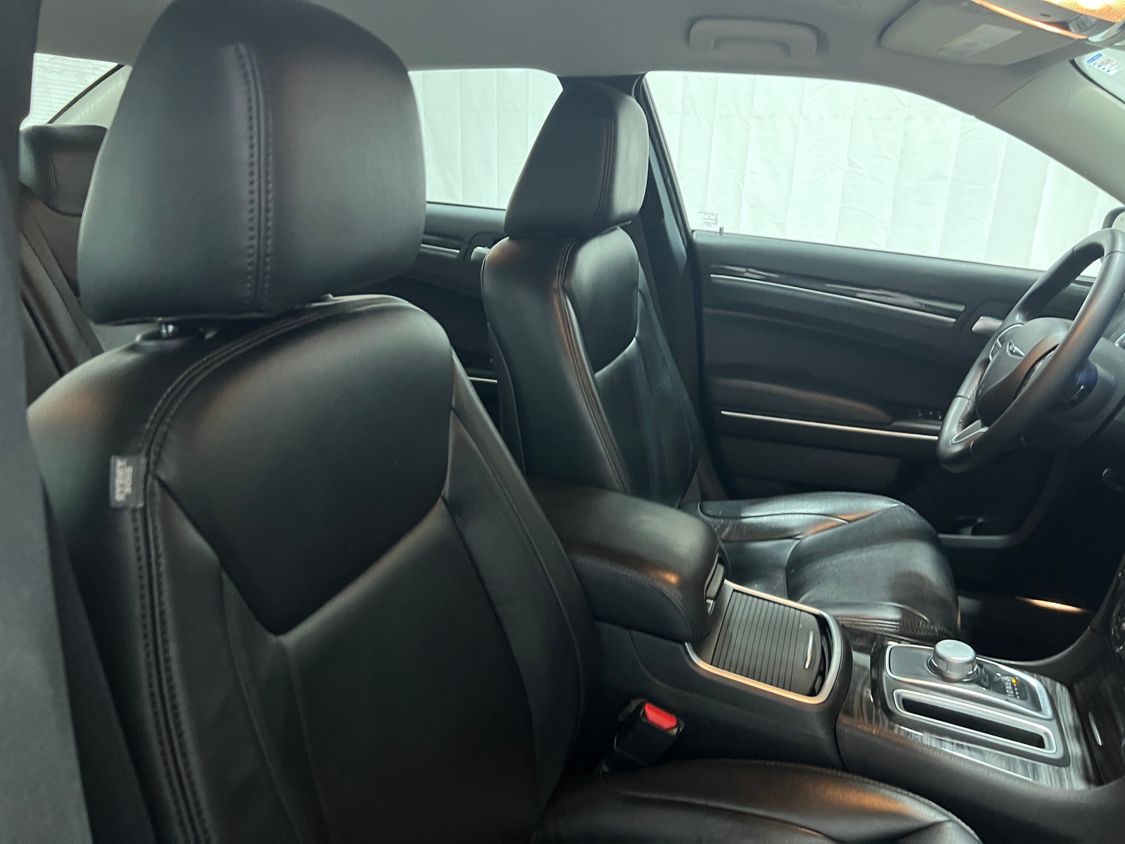 Thumbnail: 2019 Chrysler 300 - 2