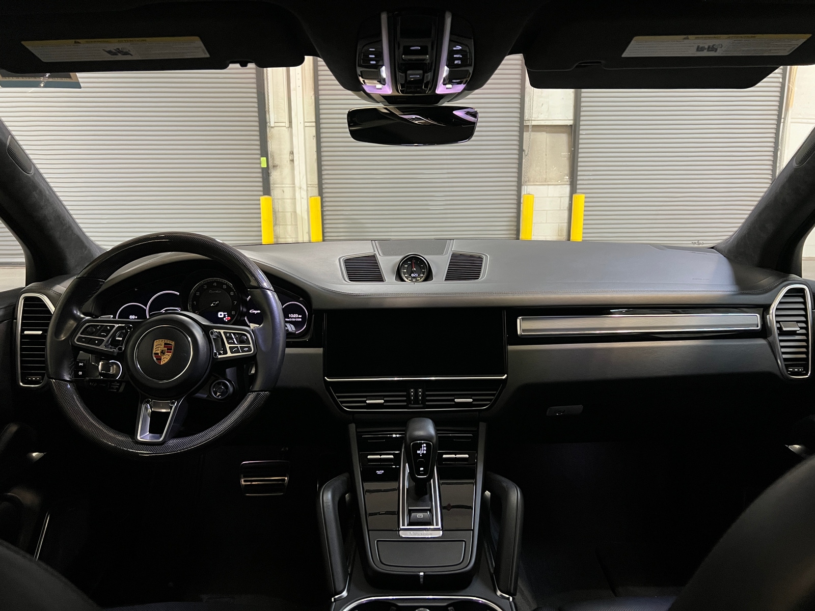 Thumbnail: 2021 Porsche Cayenne - 2