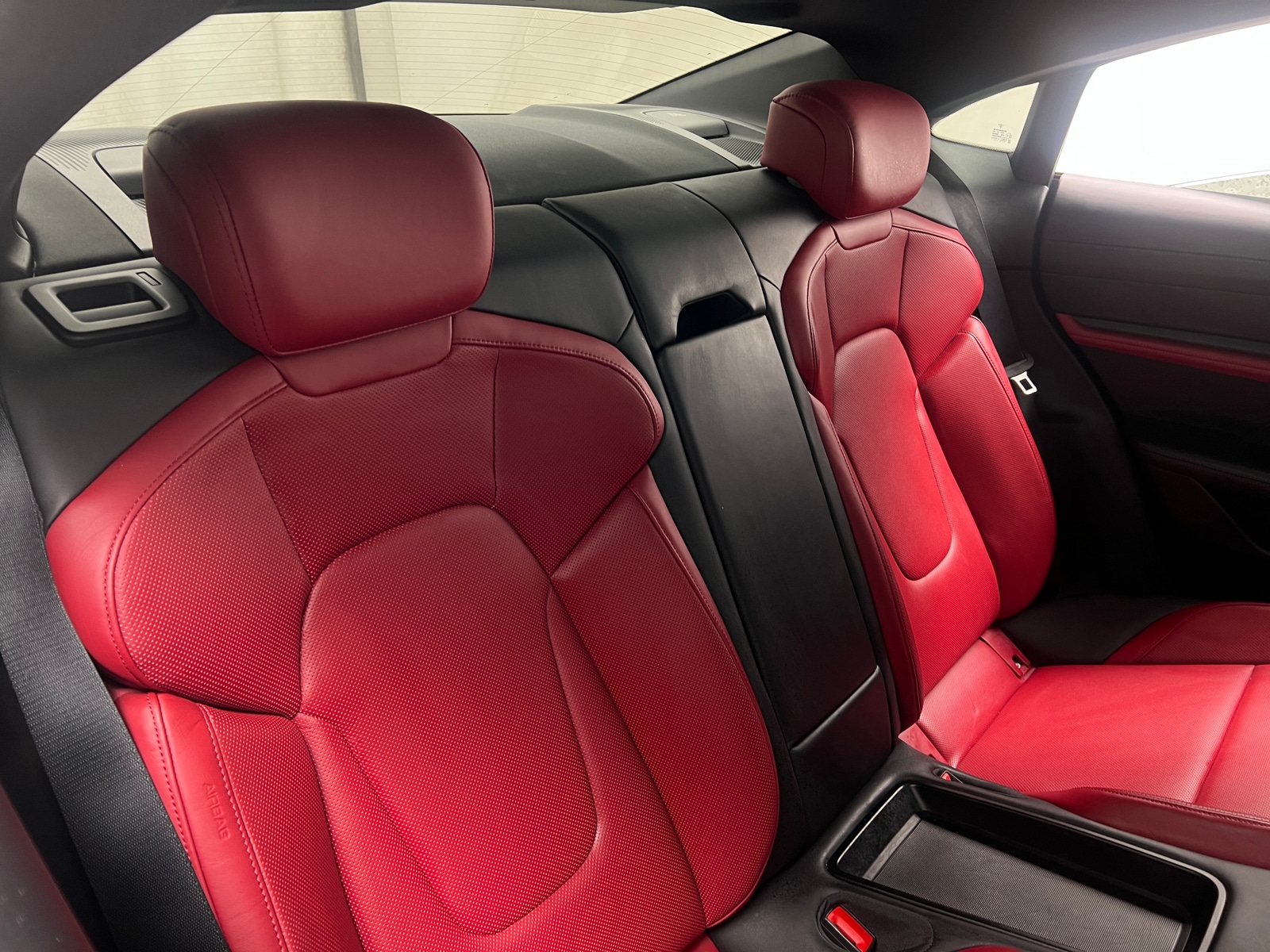 Thumbnail: 2020 Porsche Taycan - 5