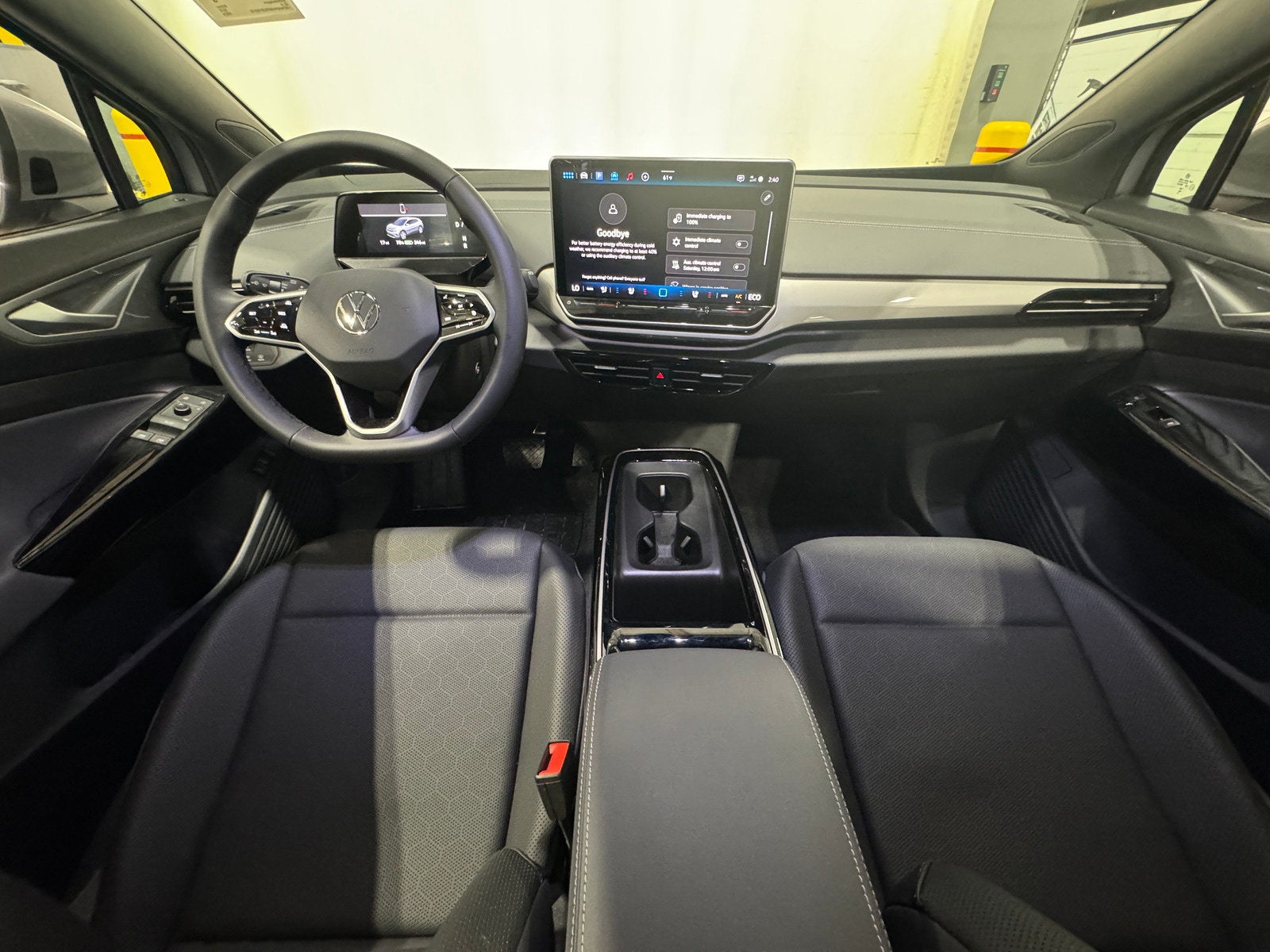 Thumbnail: 2024 Volkswagen ID.4 - 2