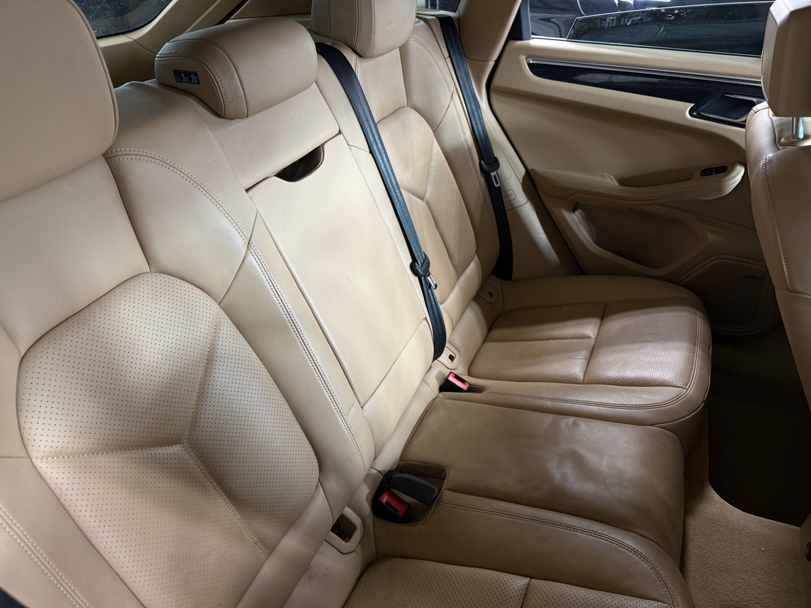 Thumbnail: 2016 Porsche Macan - 5