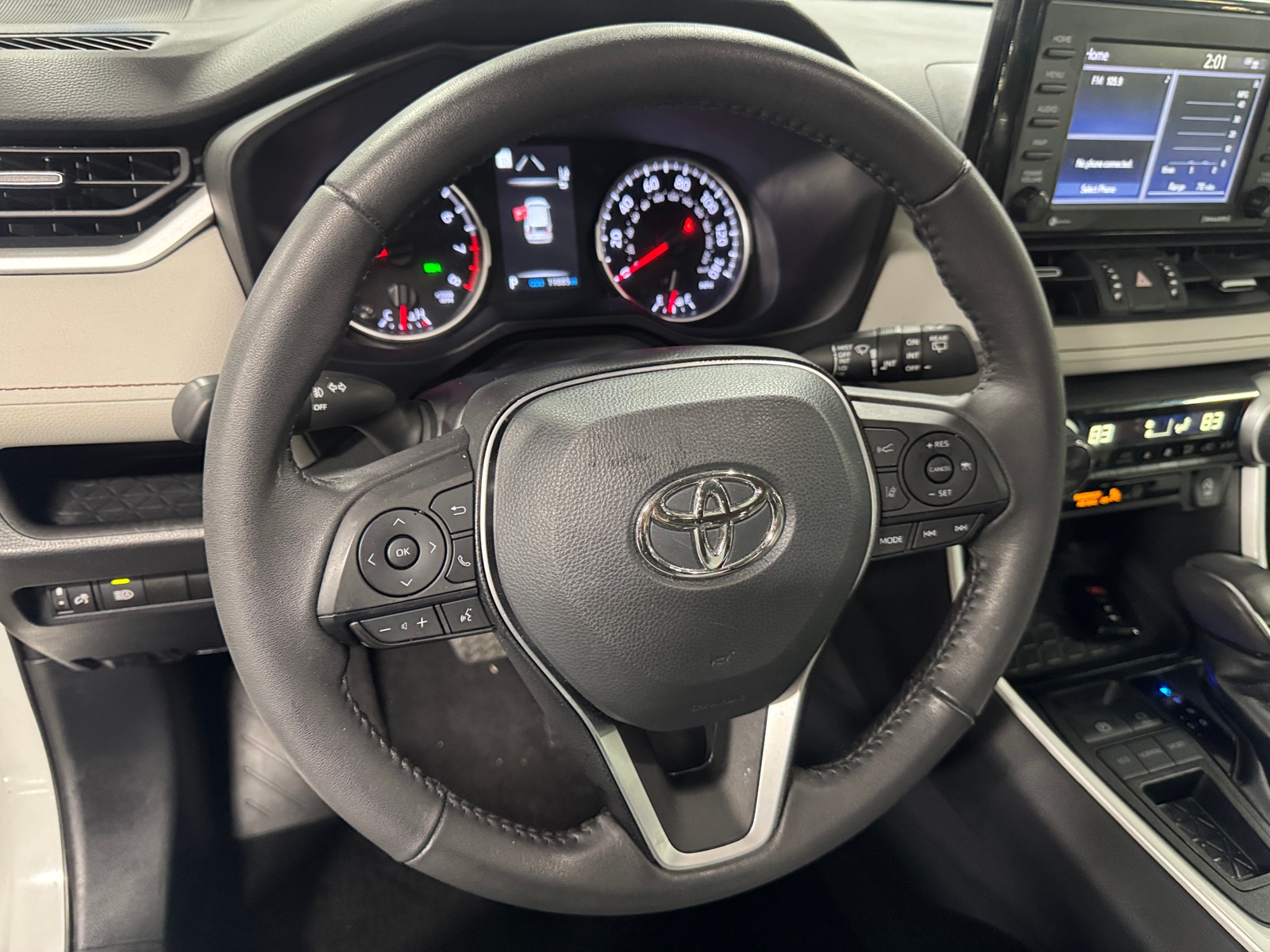 Thumbnail: 2022 Toyota RAV4 - 4