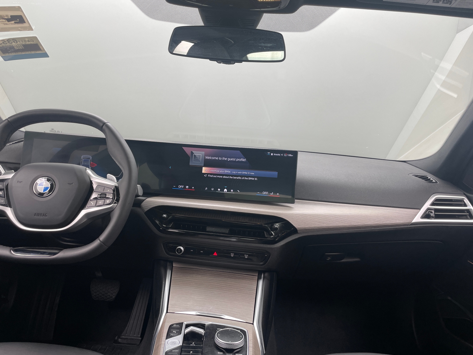 Thumbnail: 2025 BMW 3 Series - 2