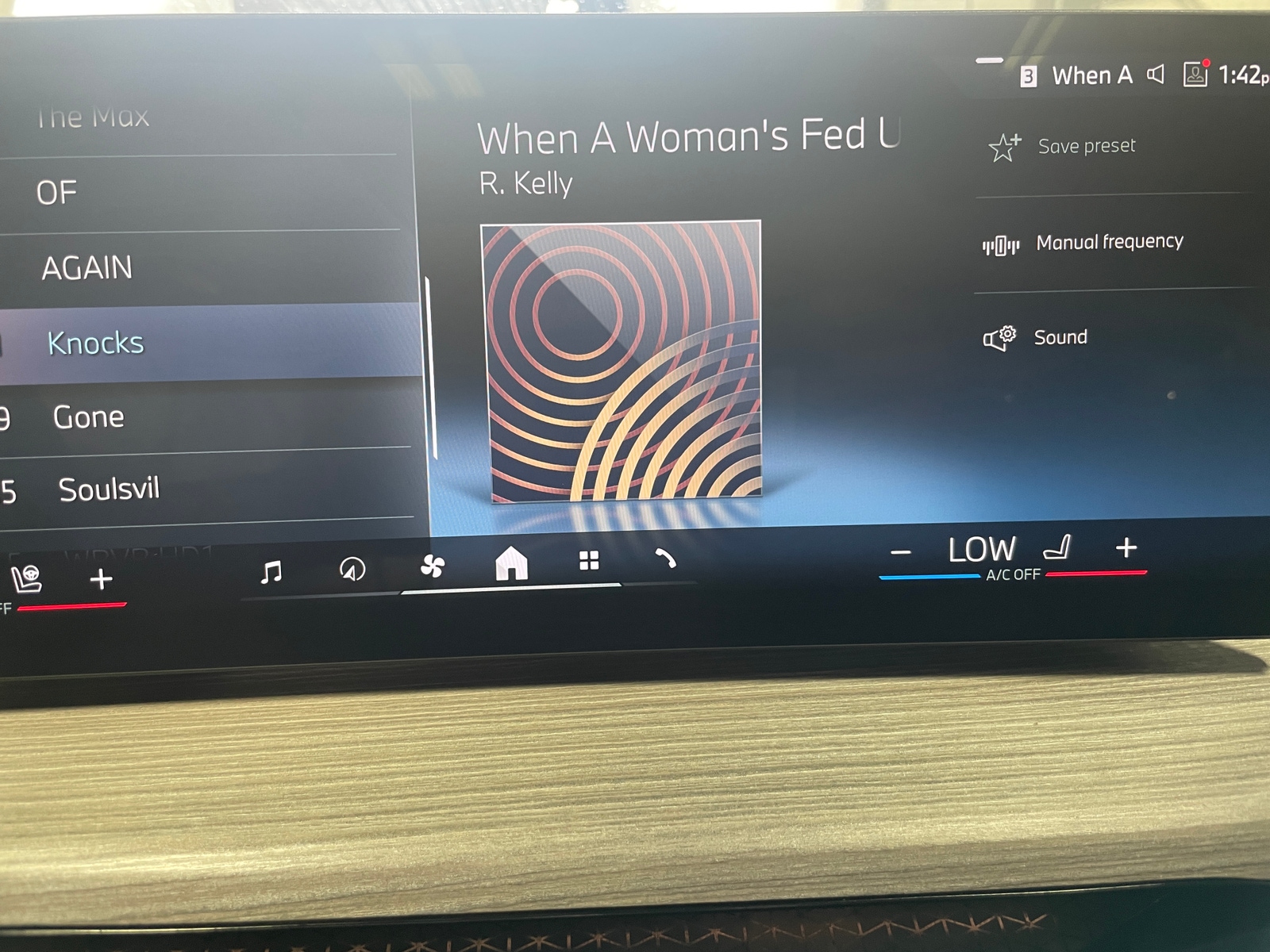 Thumbnail: 2025 BMW 3 Series - 3