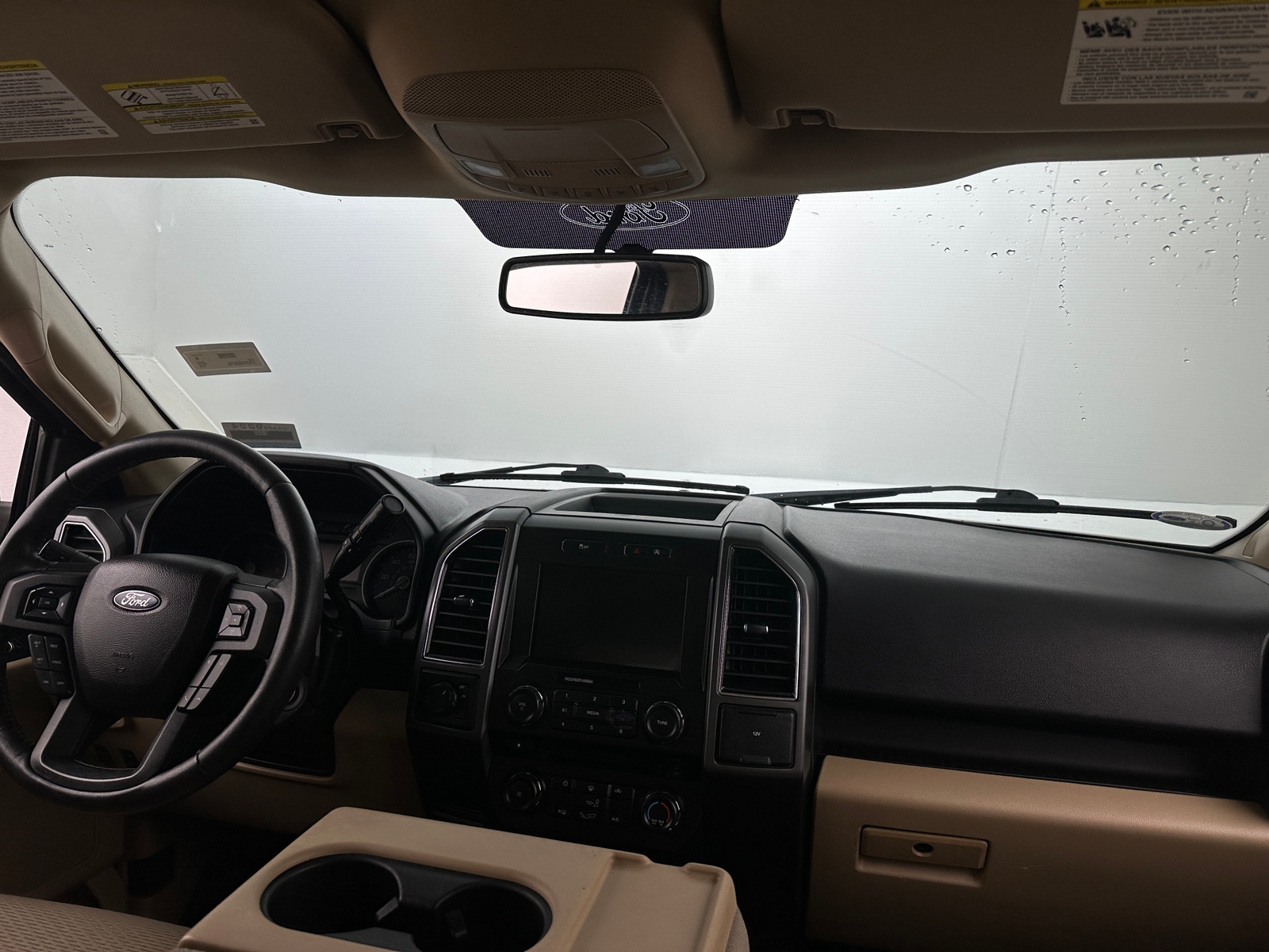 Thumbnail: 2018 Ford Econoline - 3