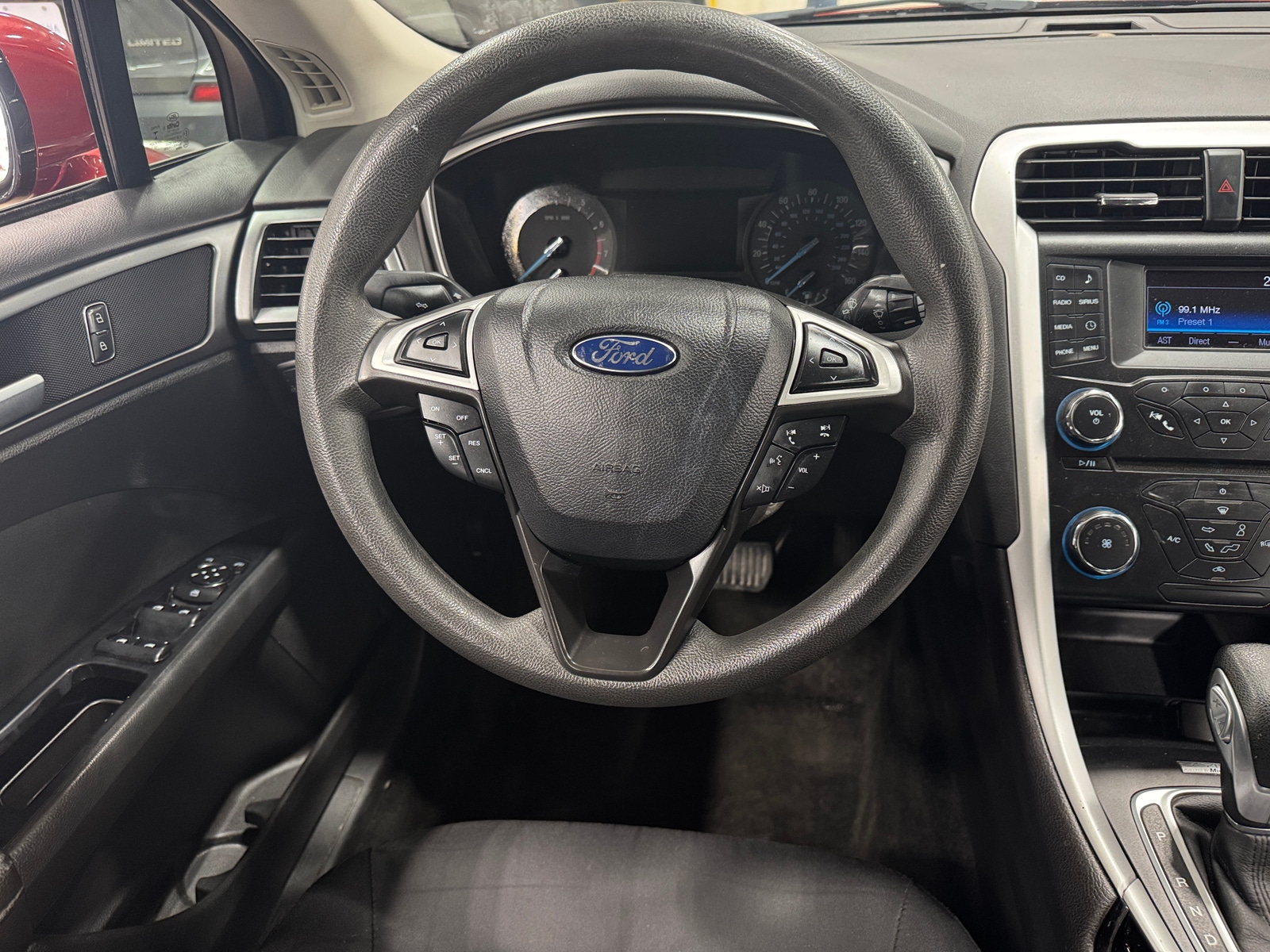 Thumbnail: 2014 Ford Fusion - 5