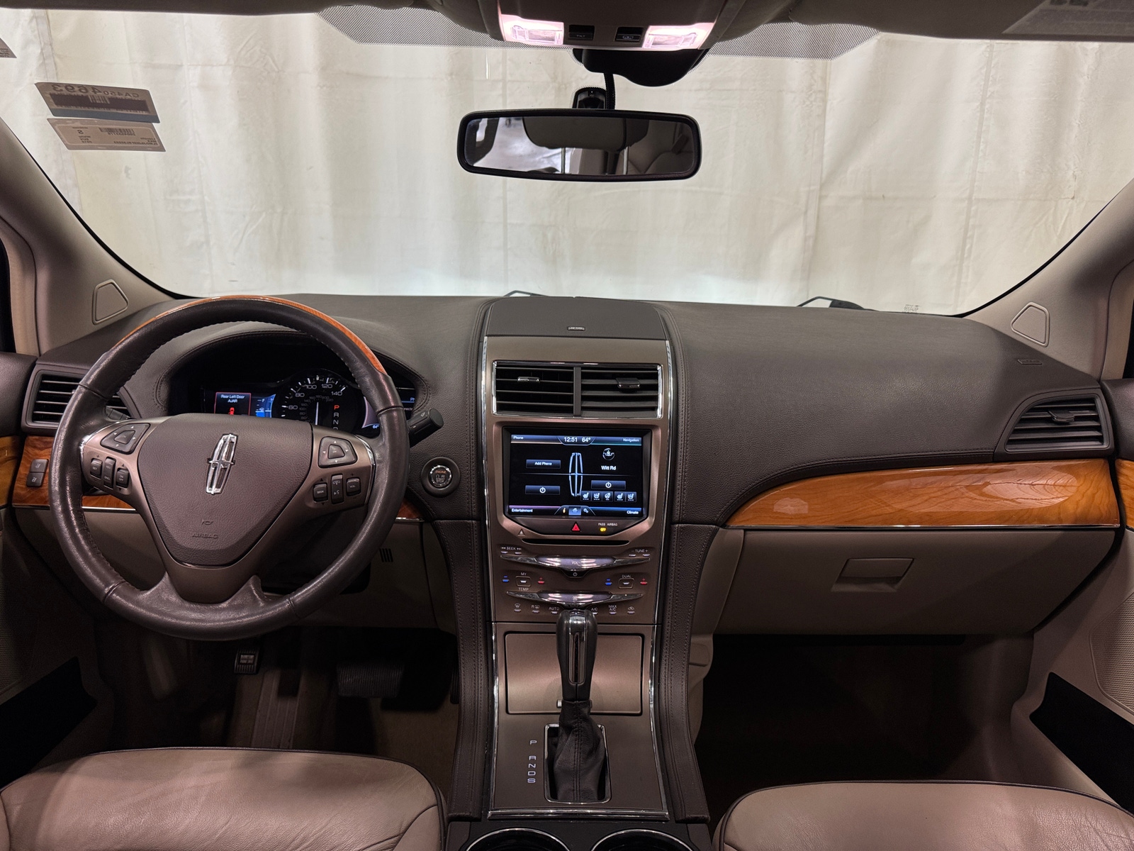 Thumbnail: 2015 Lincoln MKX - 2